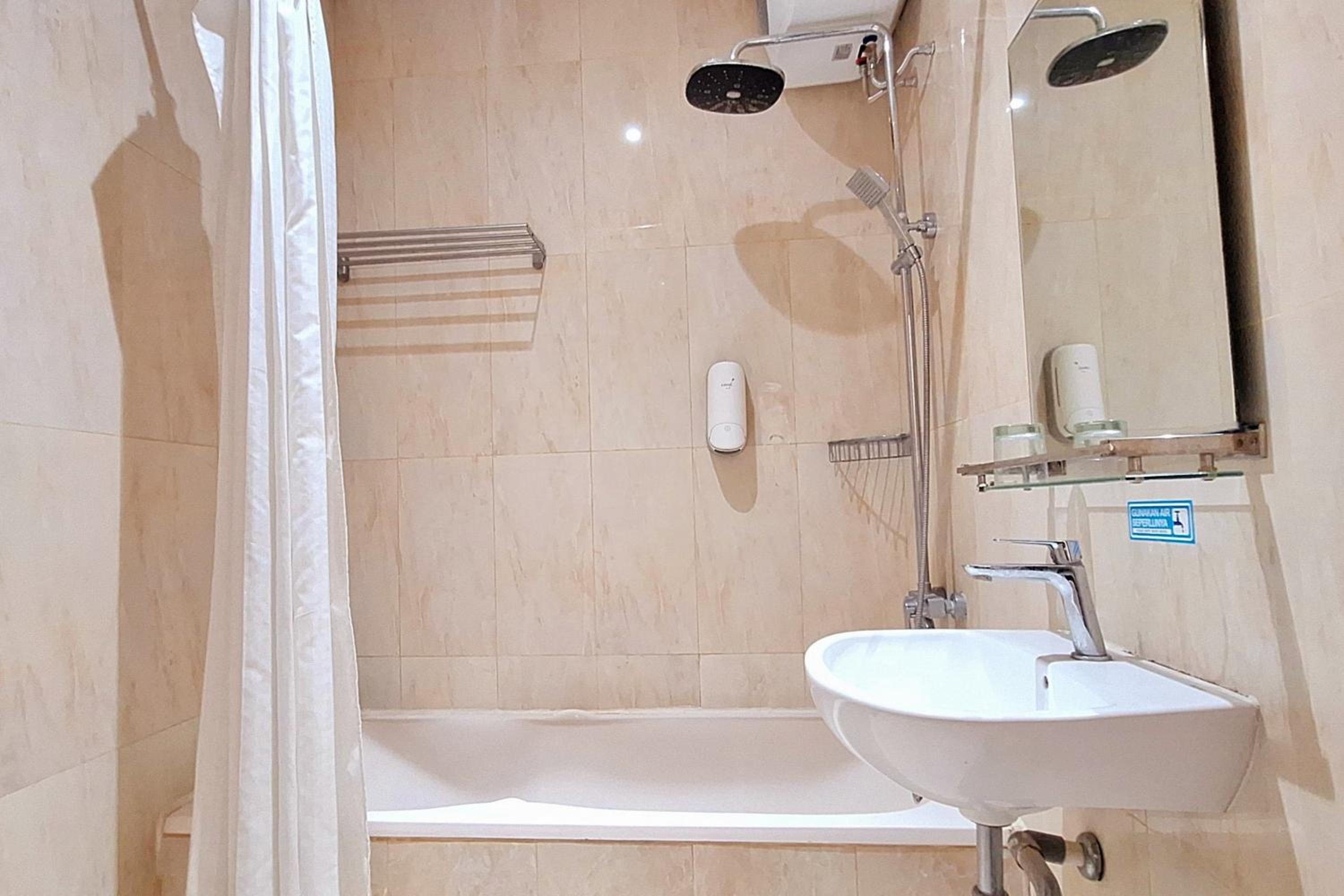 Suite - Photo 6