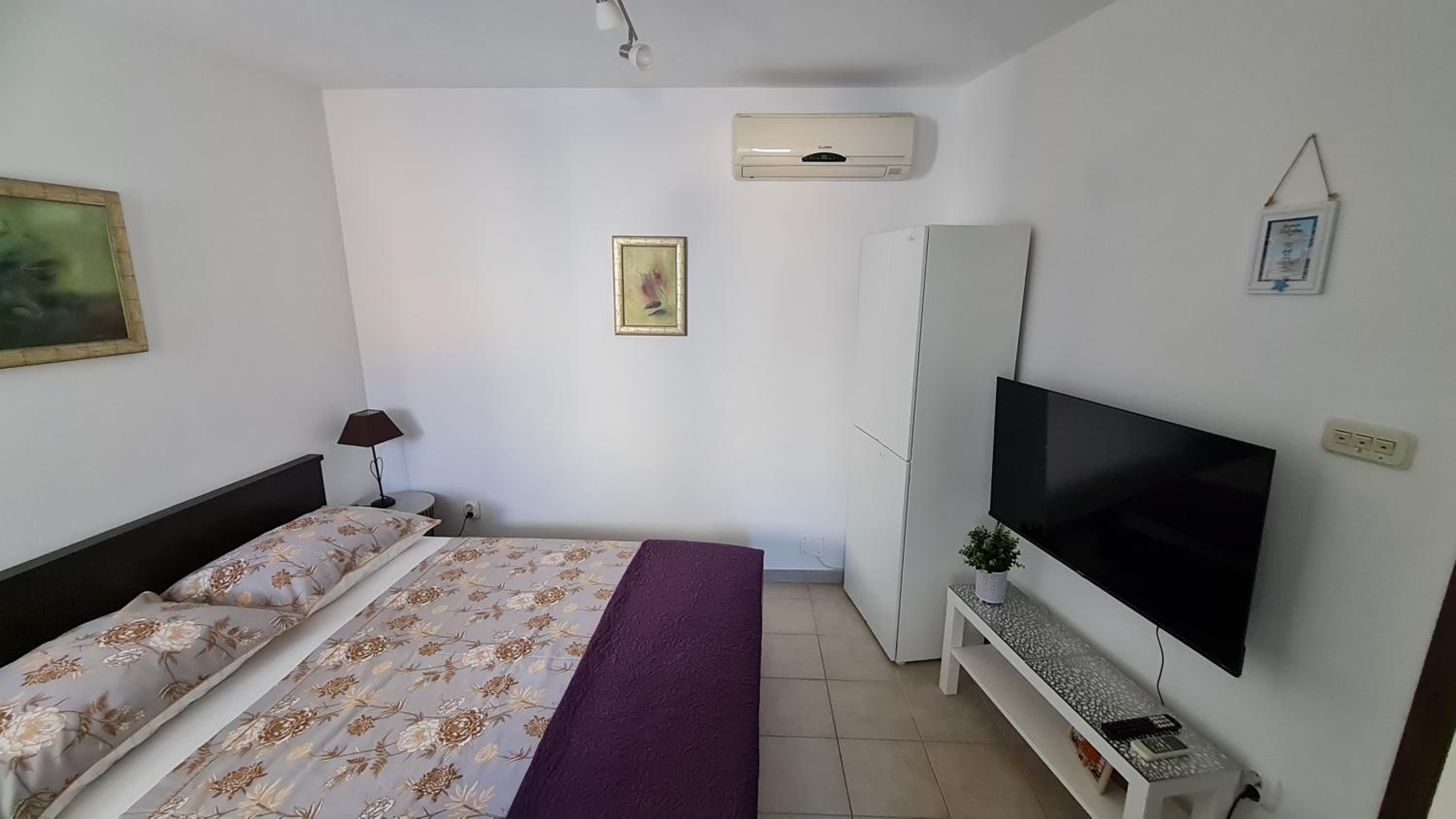 Studio with Balcony - Photo 12