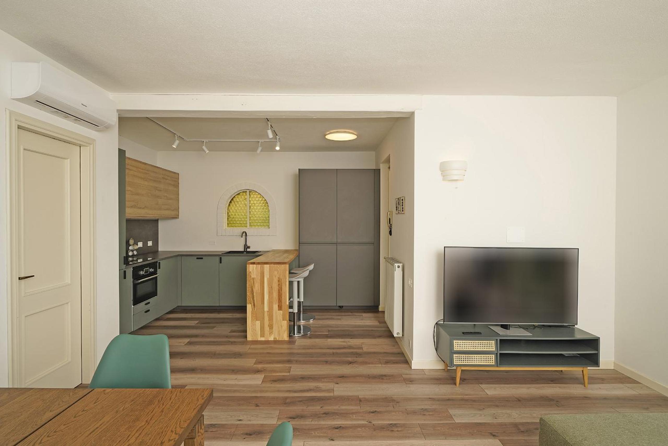 Three-Bedroom Home photo 1