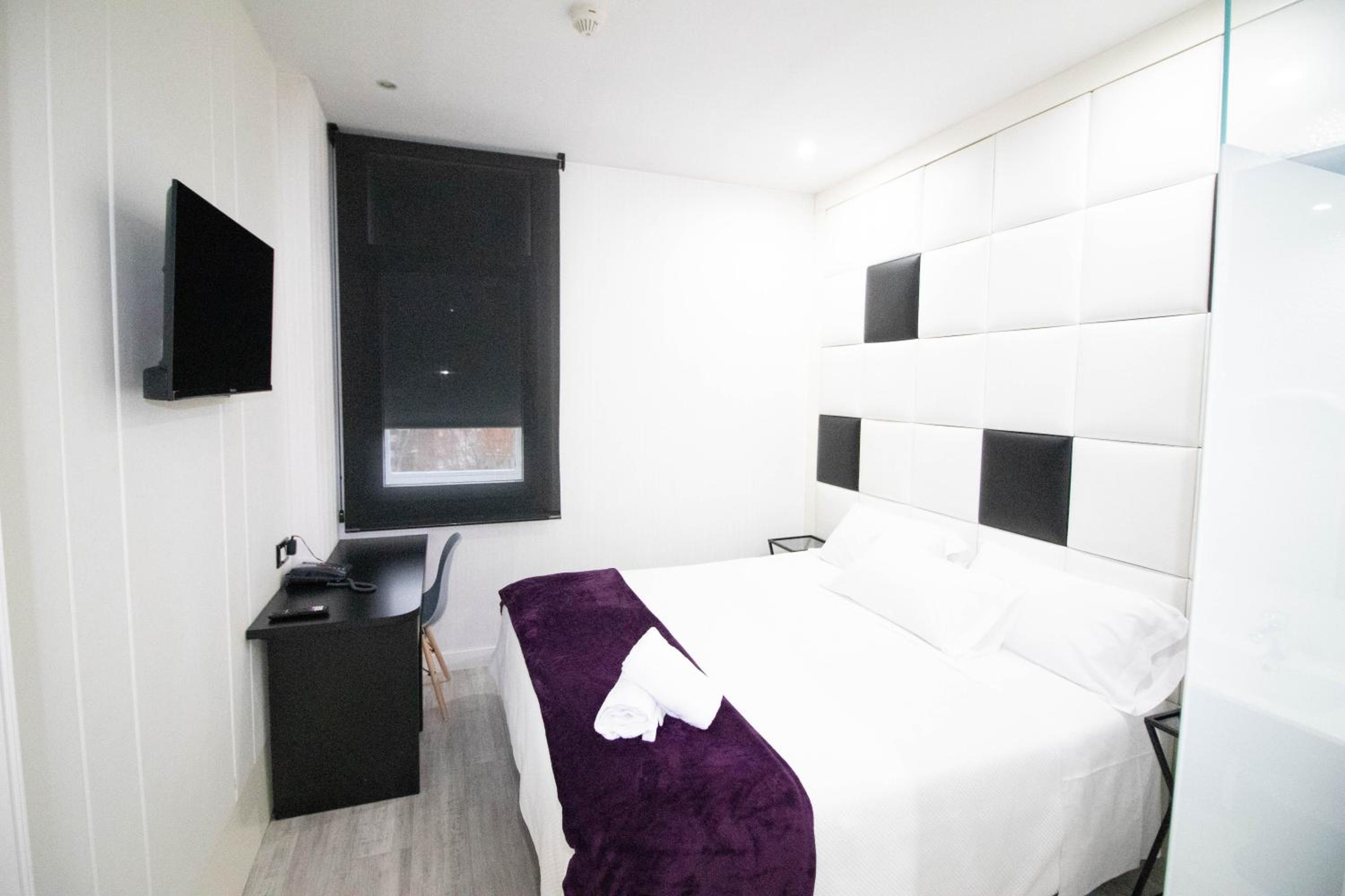 King Double Room - Photo 4