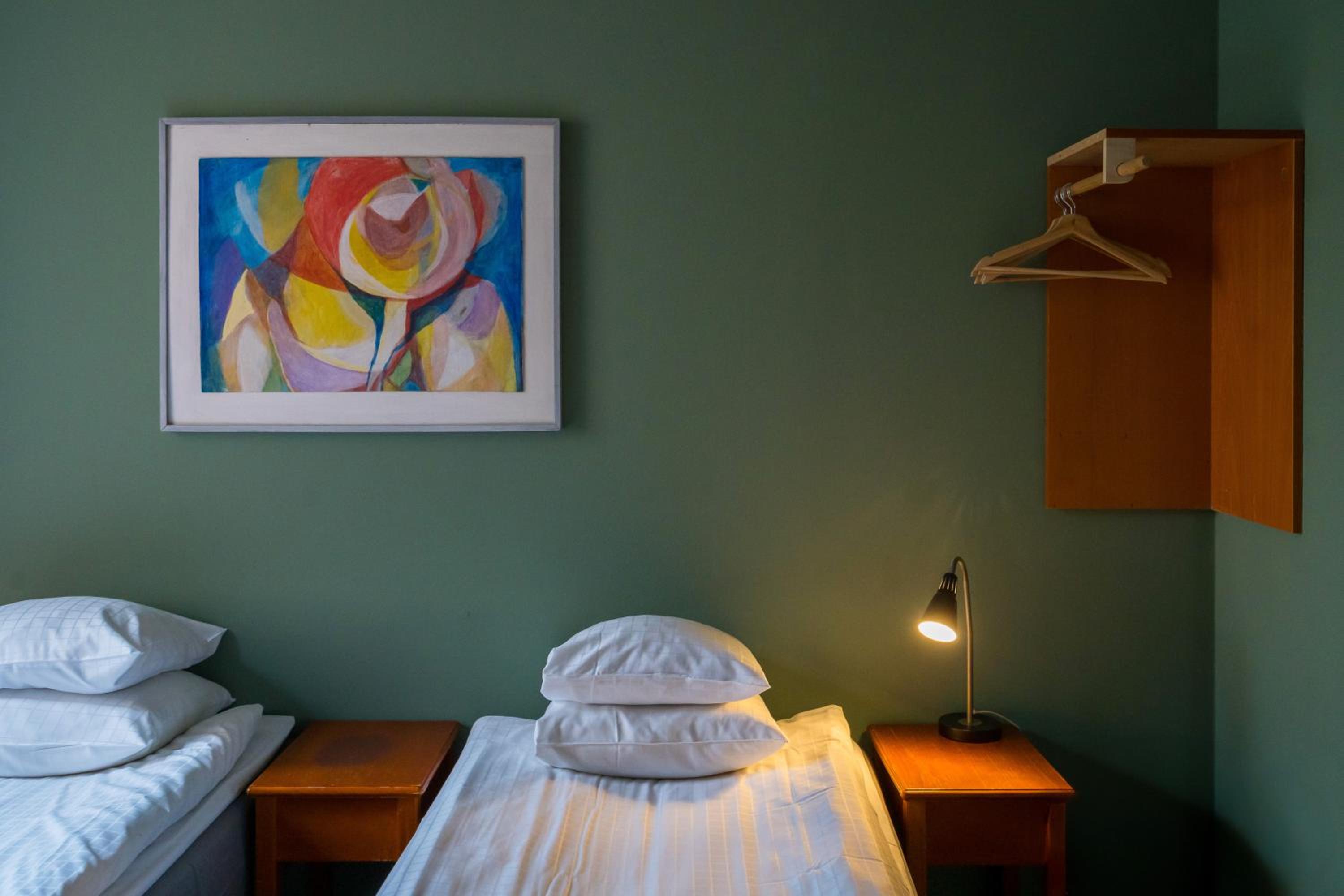 Standard Twin Room with Shared Bathroom