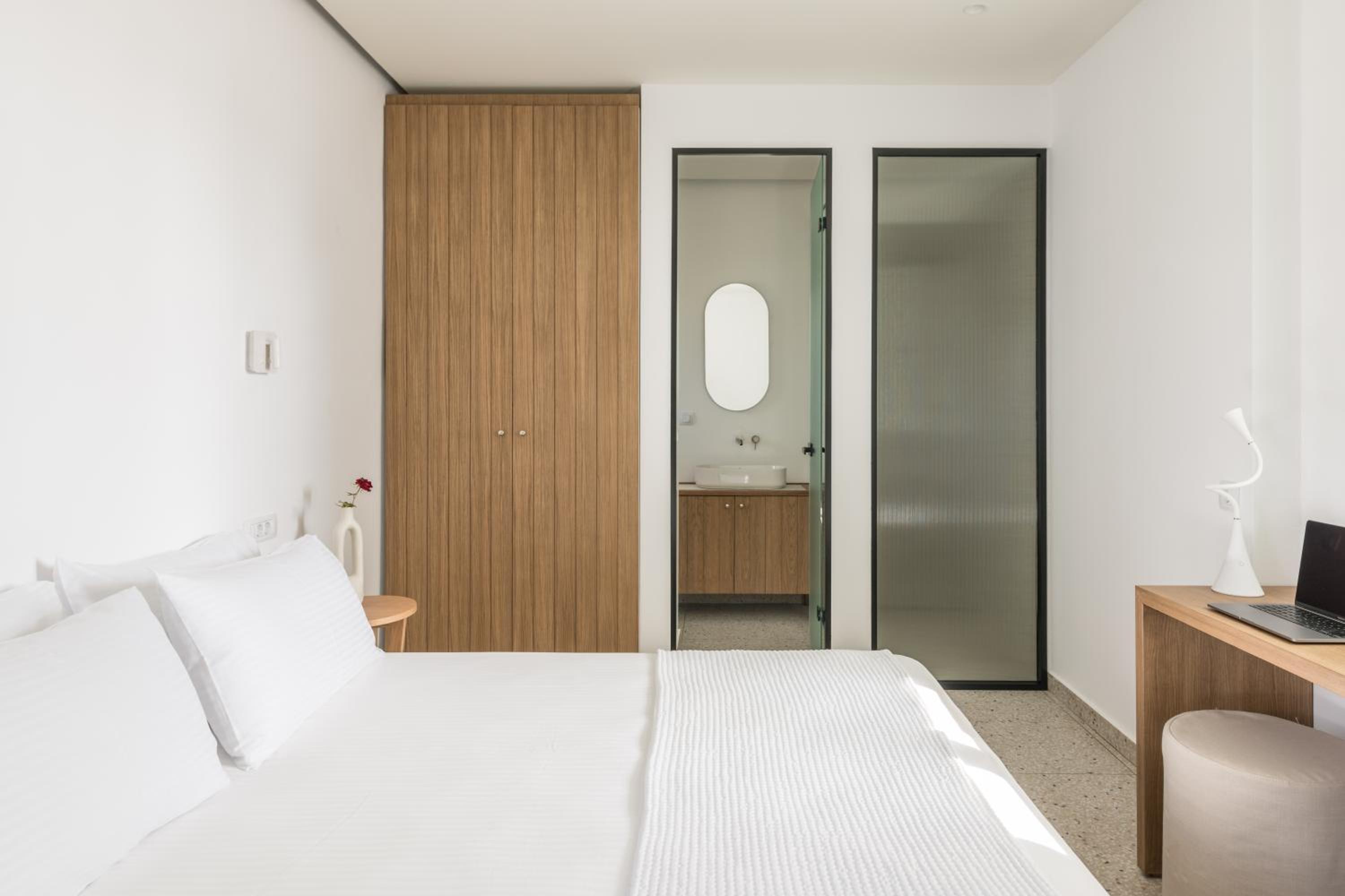 Queen Room with Sea View