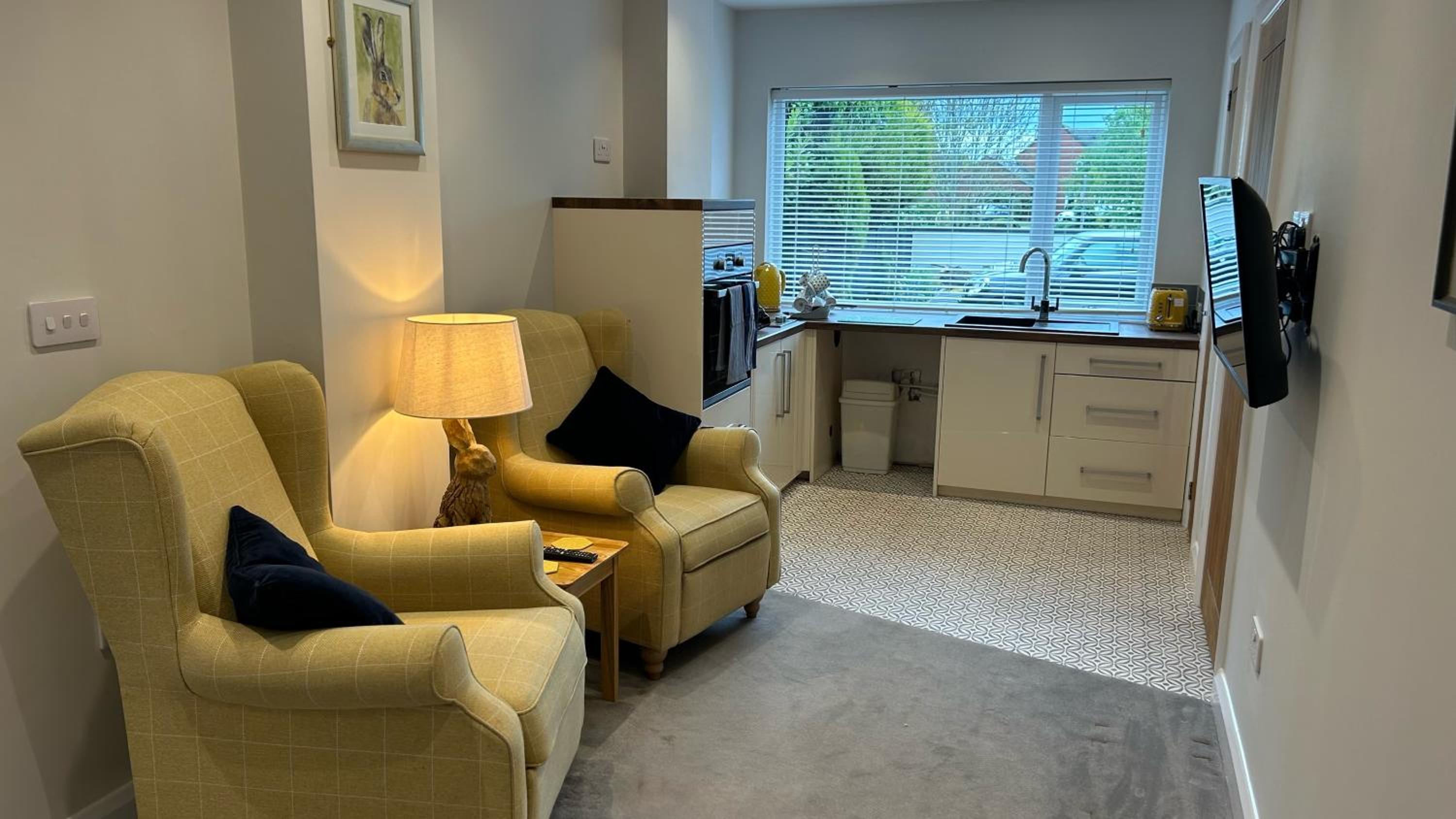 One-Bedroom Apartment