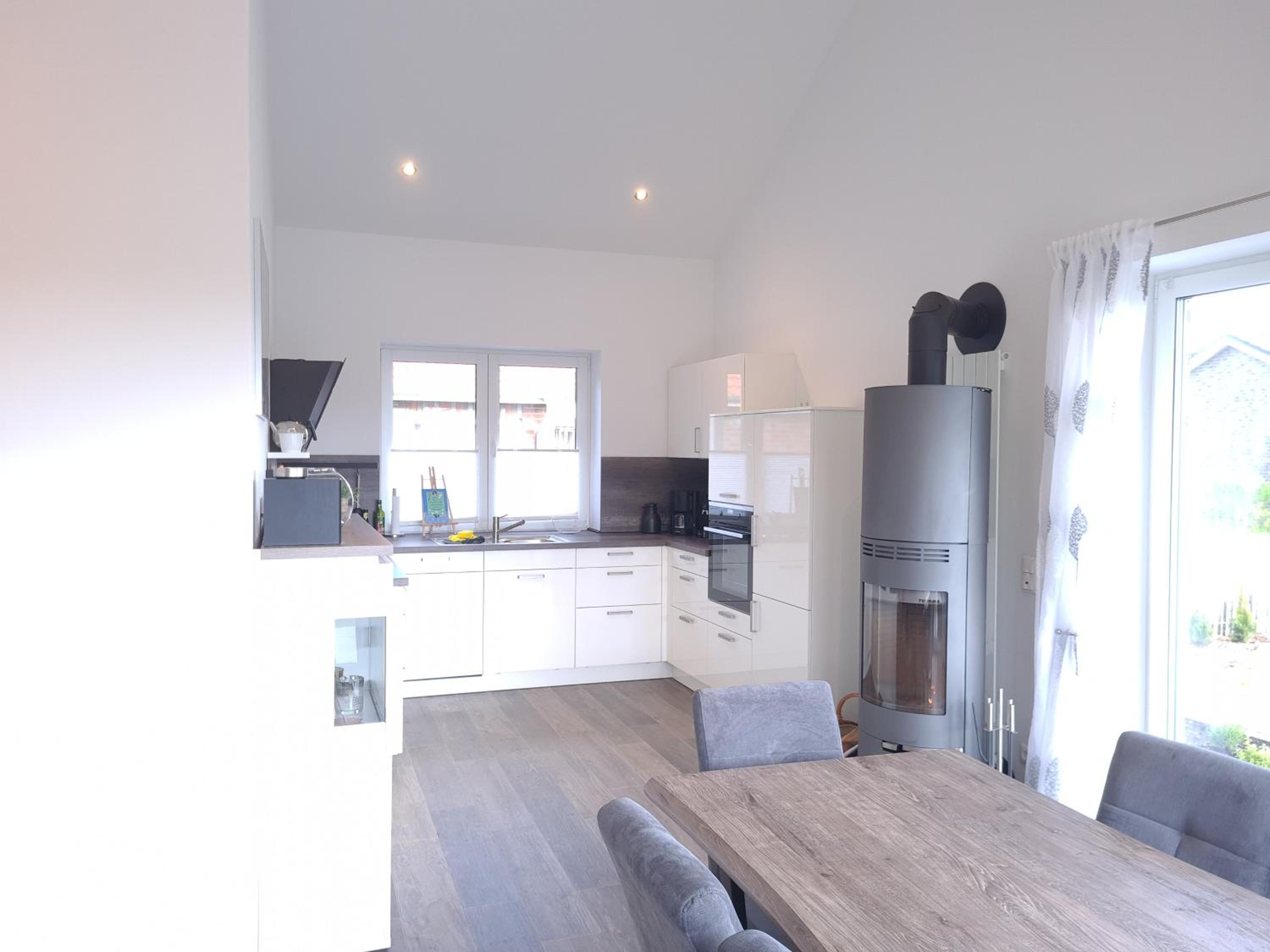 Two-Bedroom House photo 3