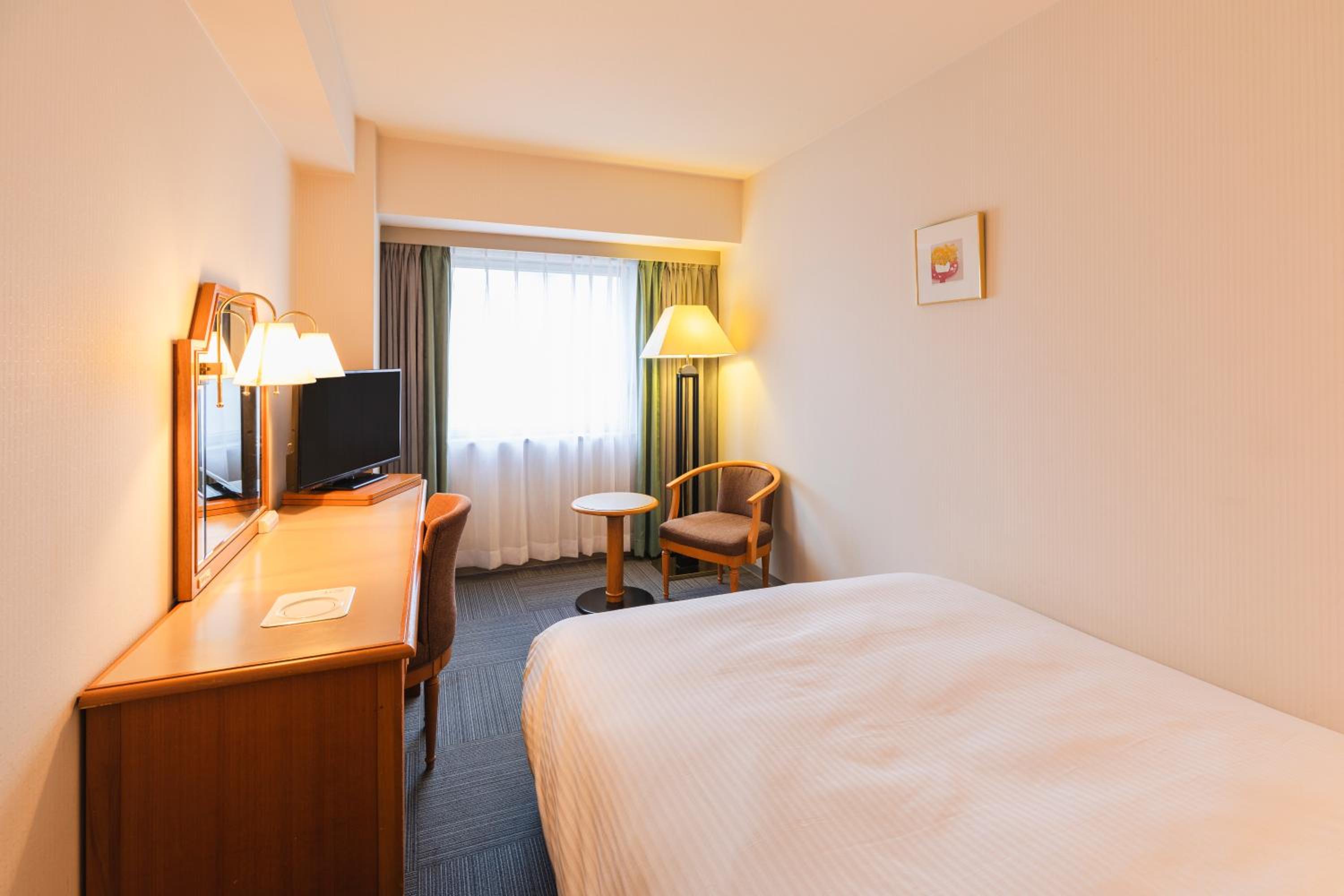 Double Room with Small Double Bed - Smoking