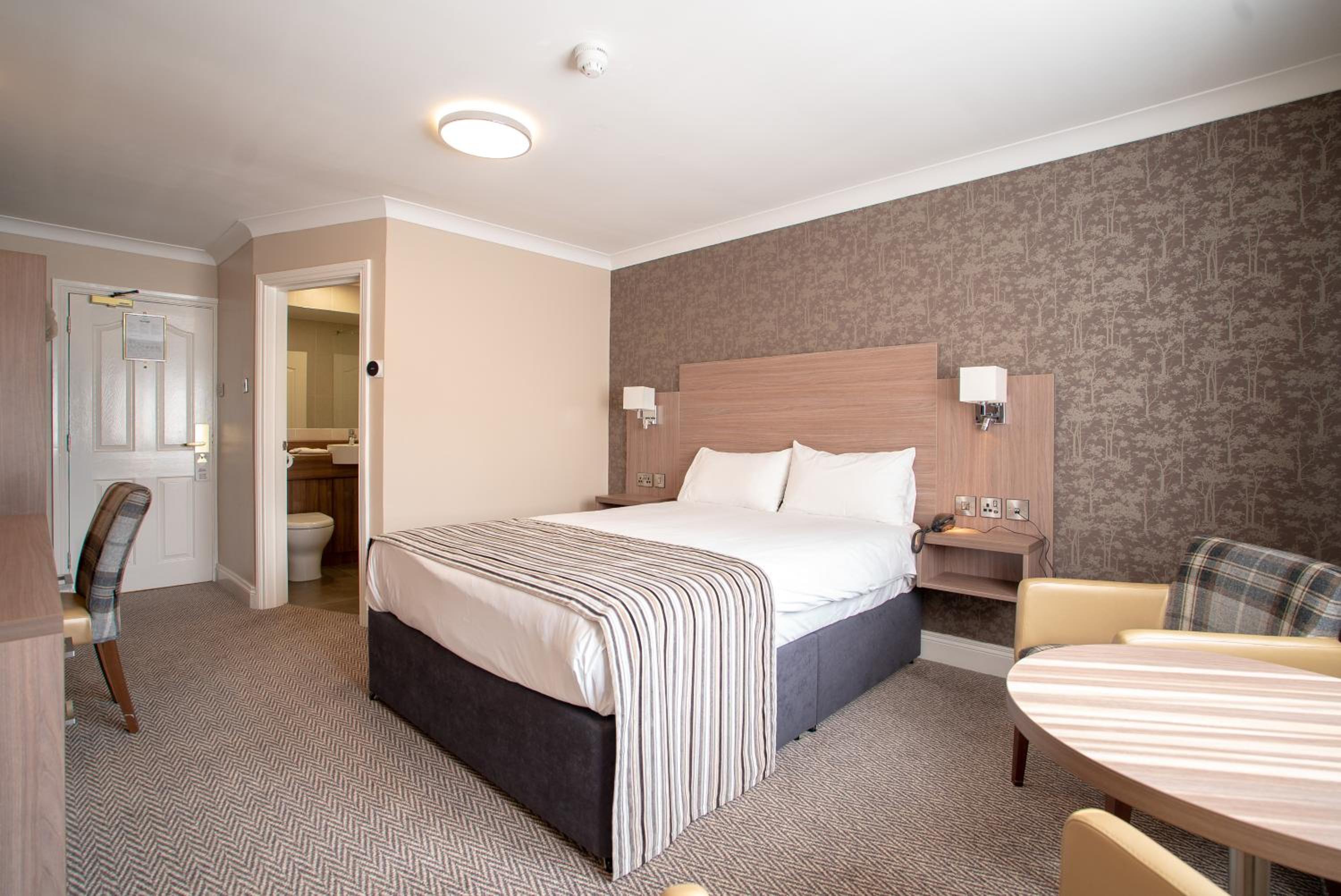 Deluxe Plus Double Room - Photo 7