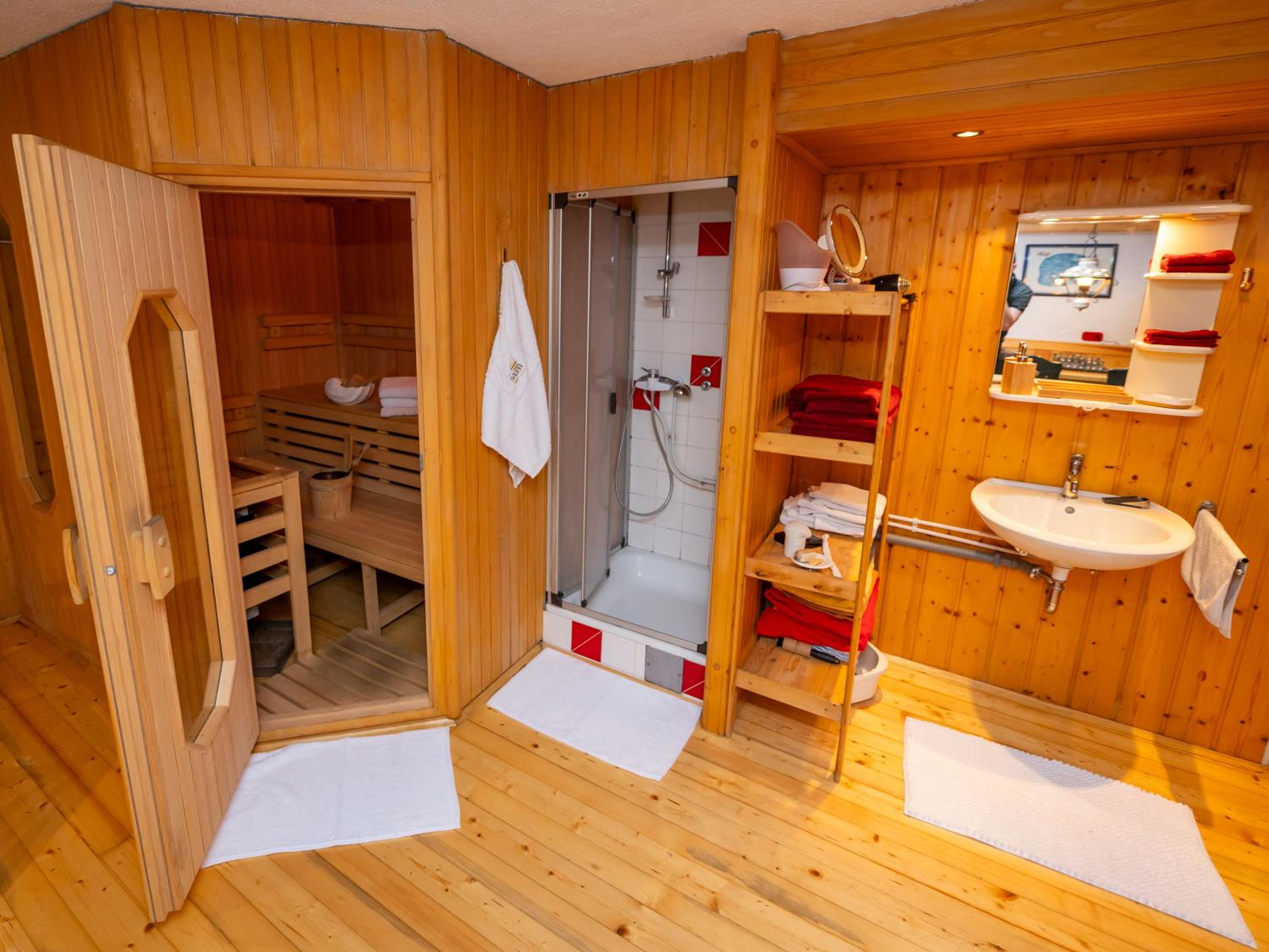 Apartment with Sauna photo 2