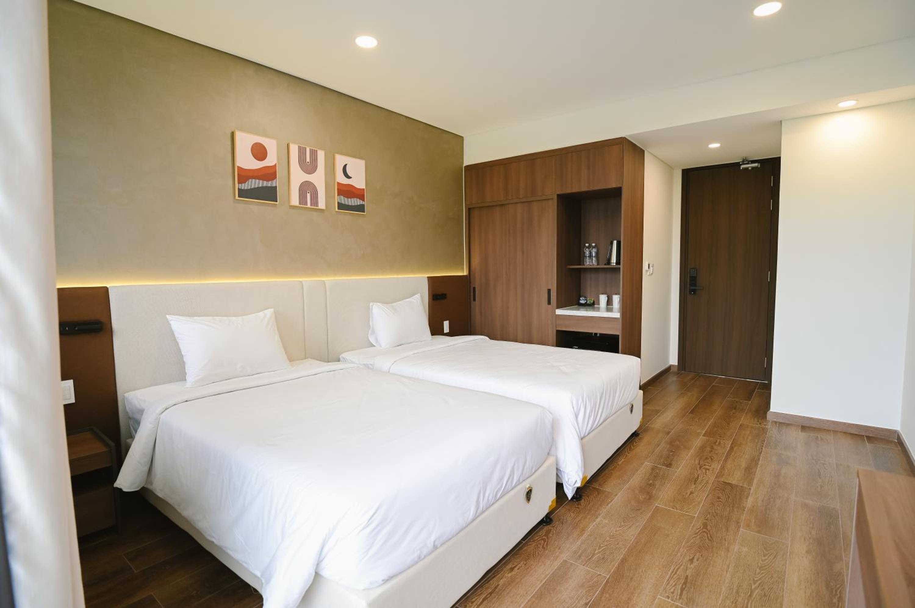 Deluxe Twin Room photo 2