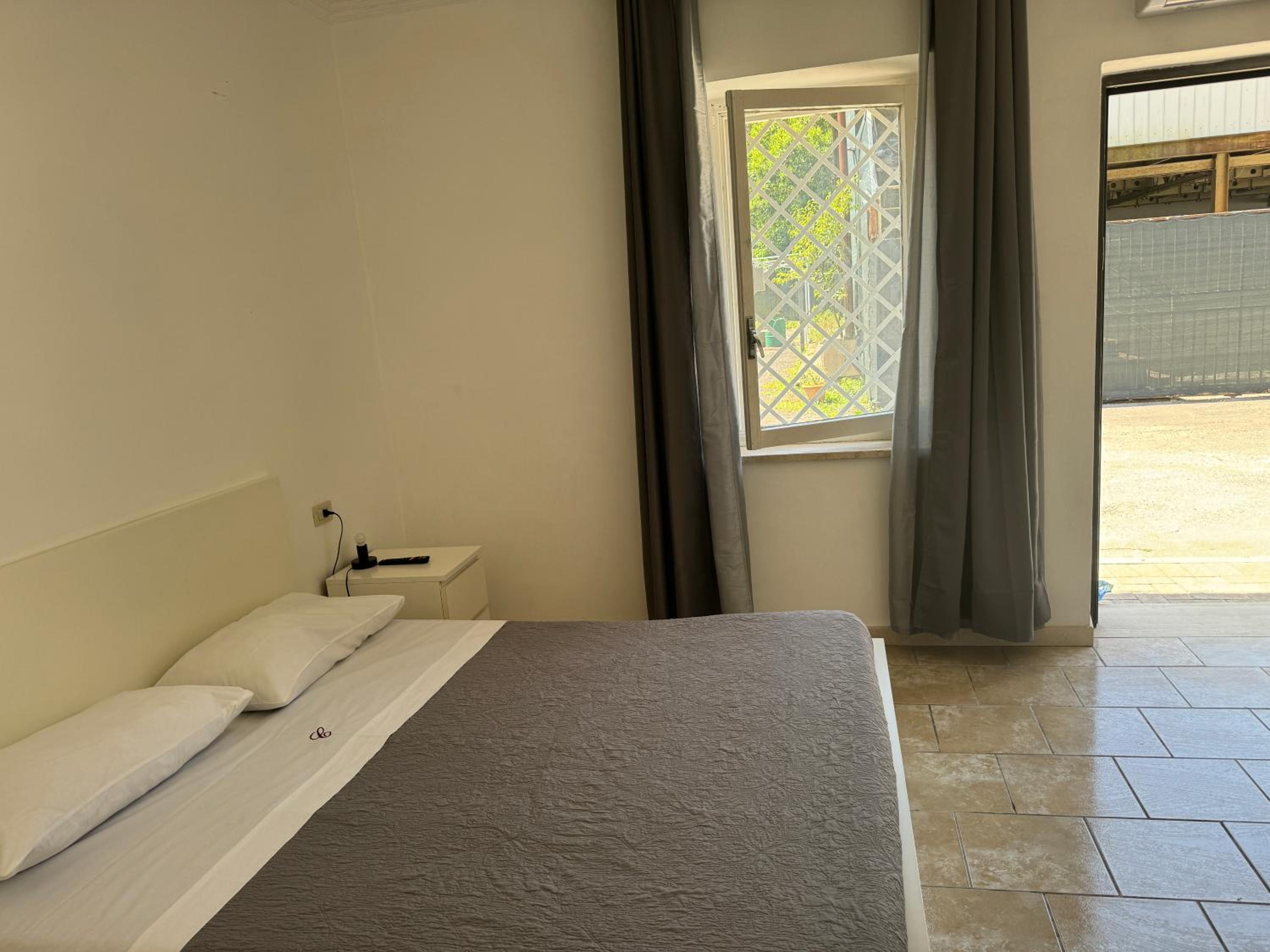 Double Room with Private Bathroom photo 1