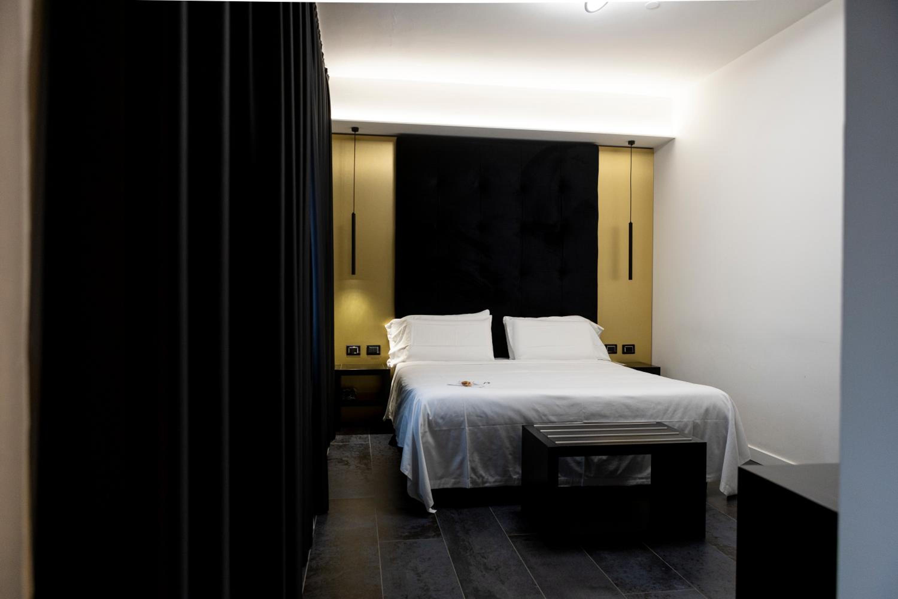 Suite with Spa Bath