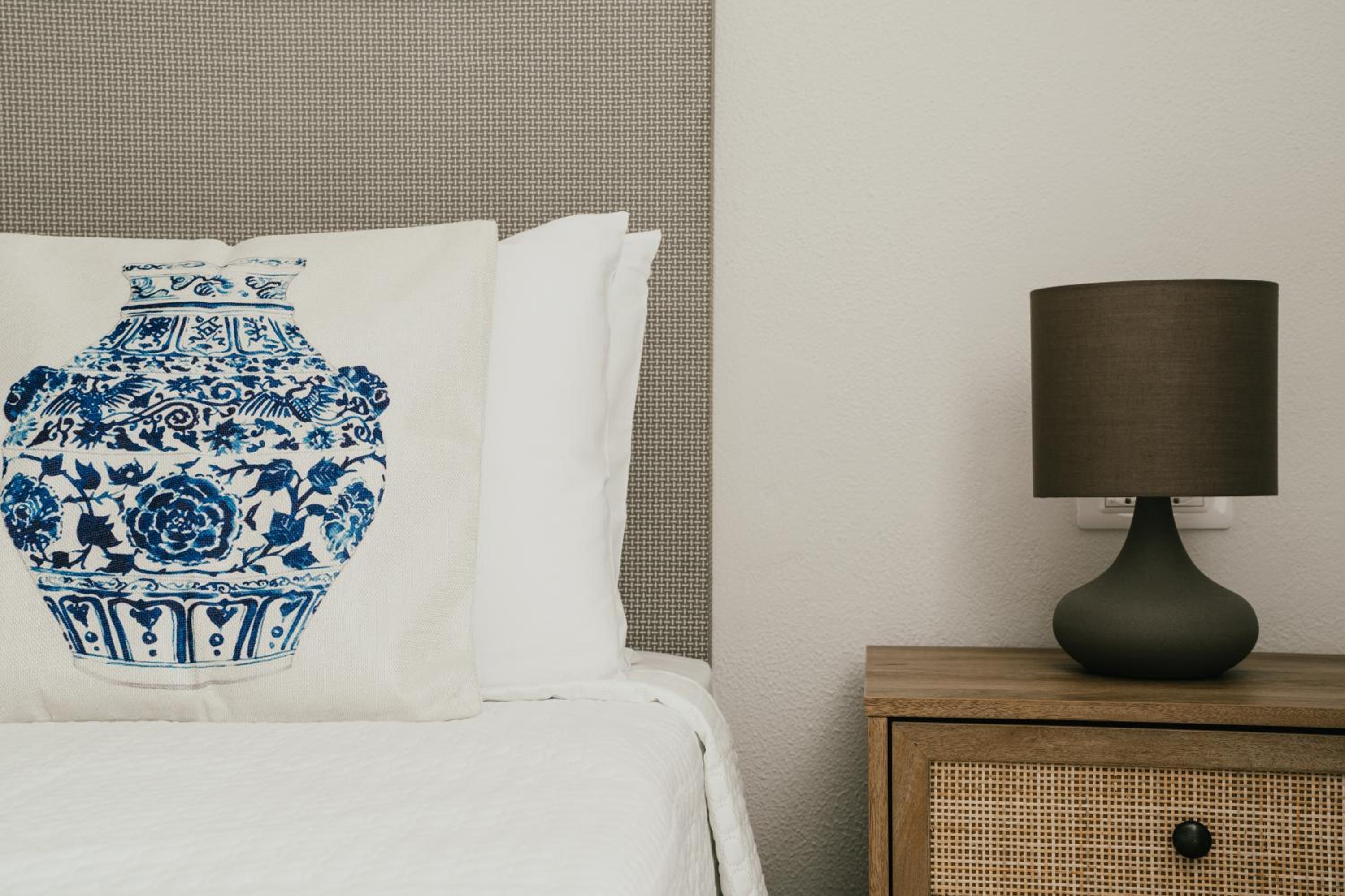Classic Double Room - Photo 9