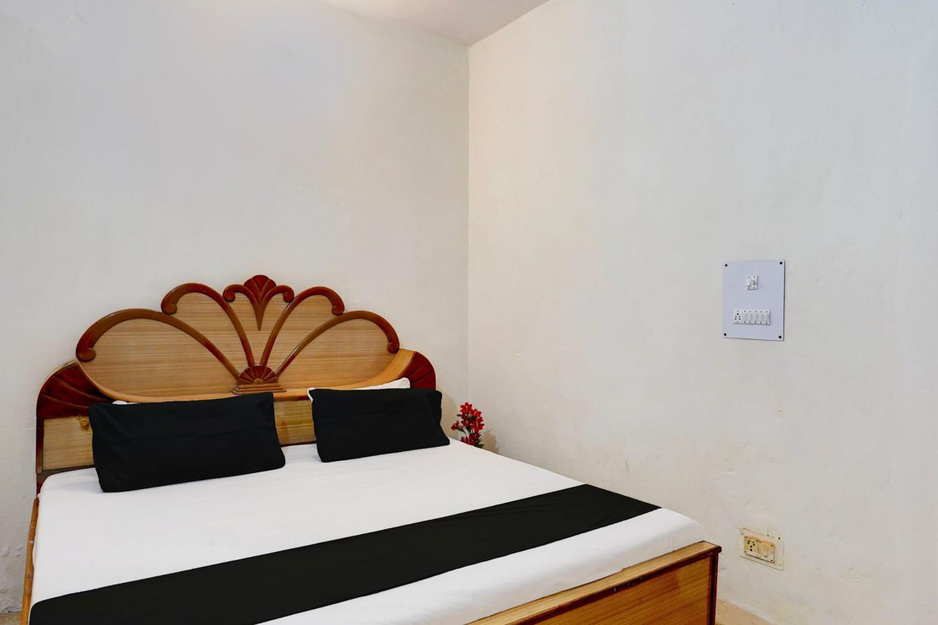Classic Triple Room photo 2