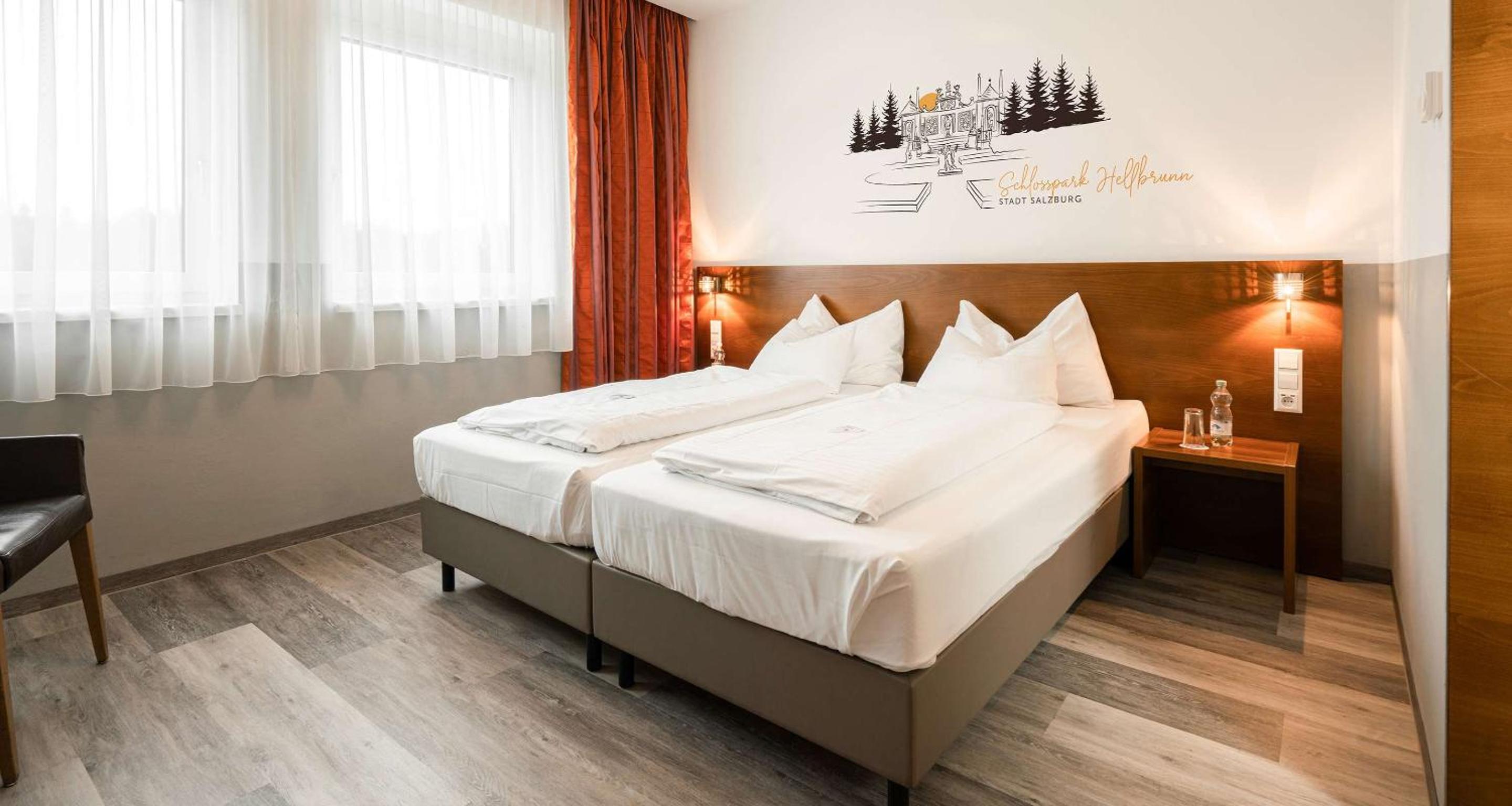 Standard Twin Room - Photo 2