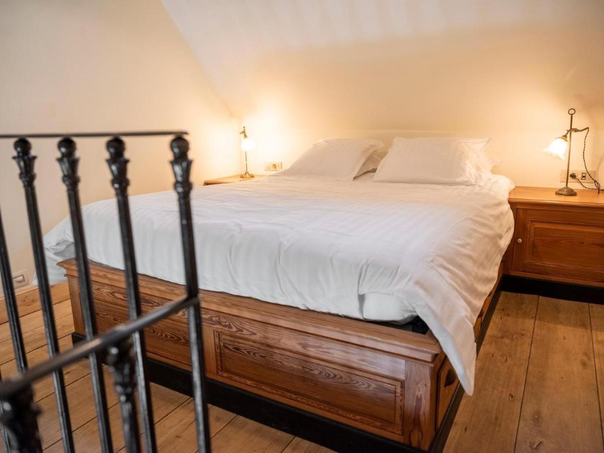 Double Room with Balcony - Photo 7