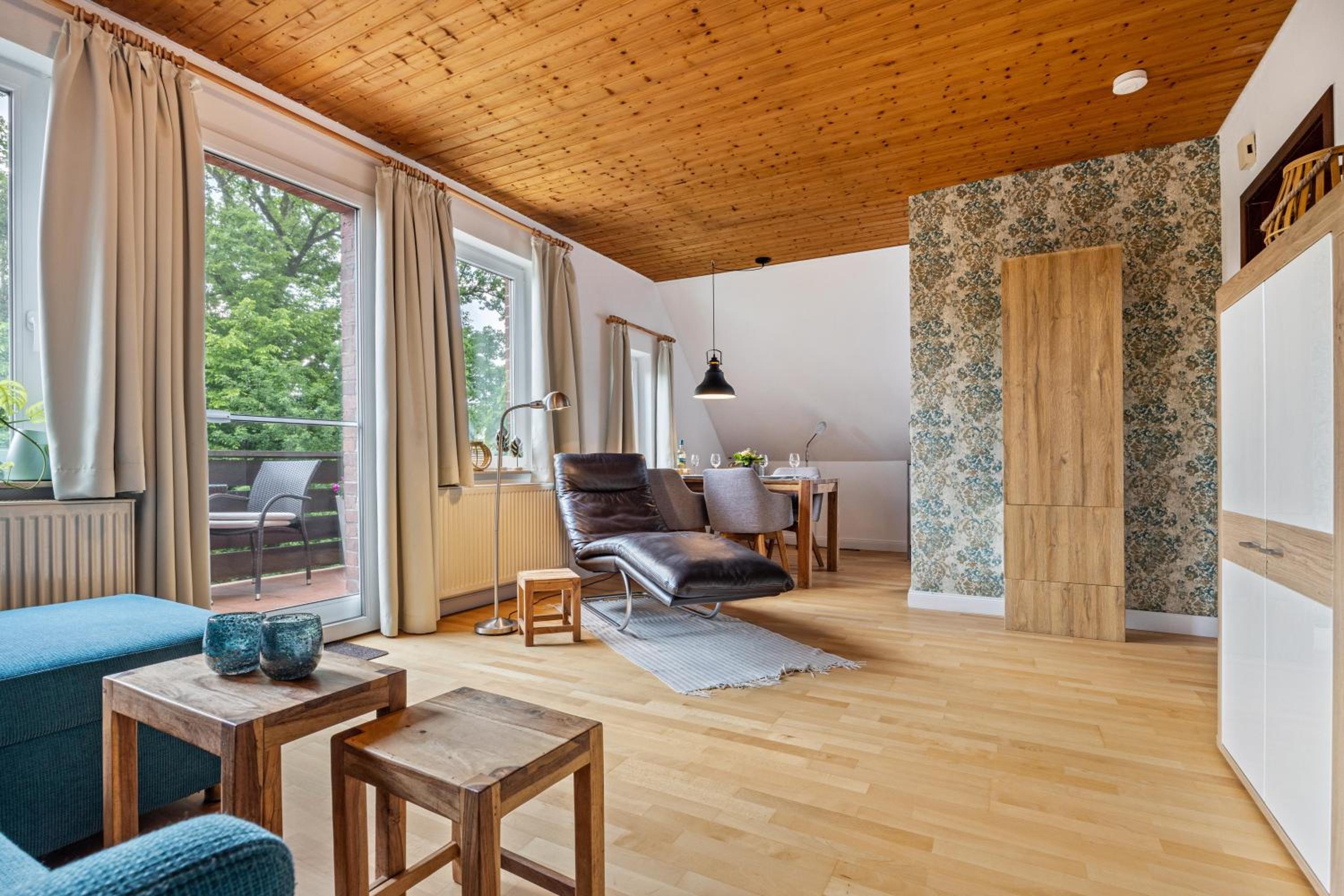 Superior One-Bedroom Apartment with Balcony photo 2