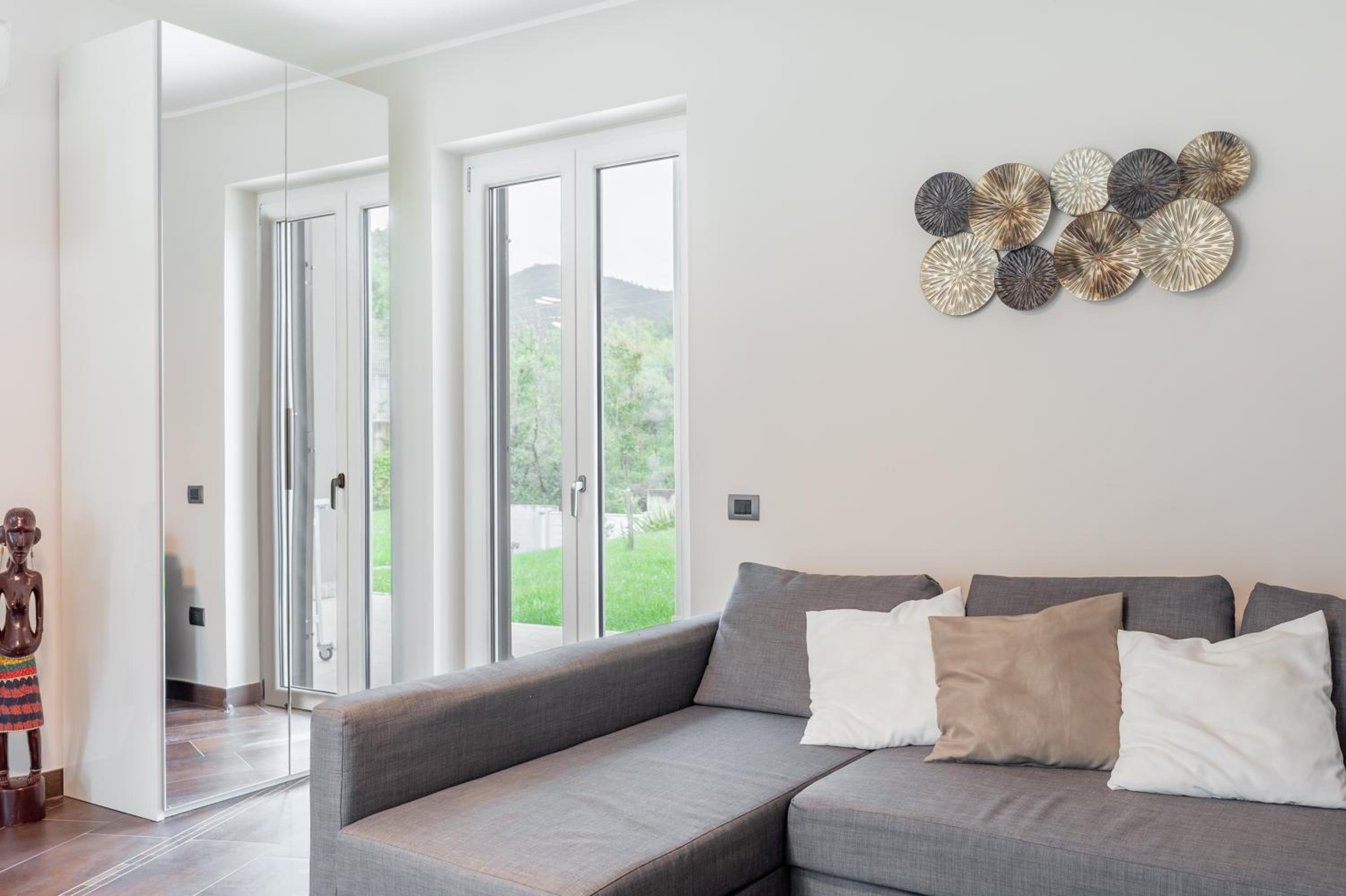 Villa photo 2