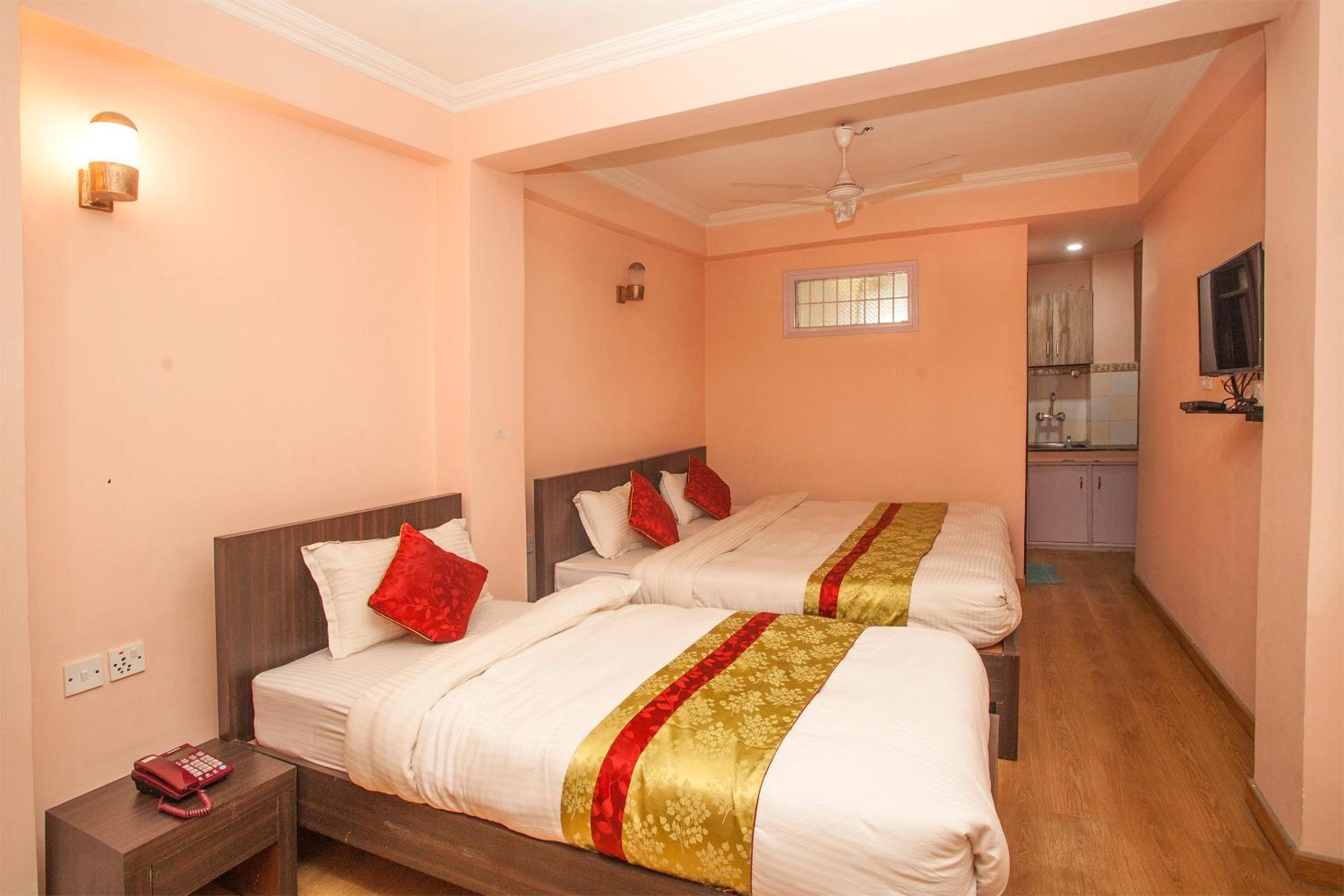 Deluxe Triple Room