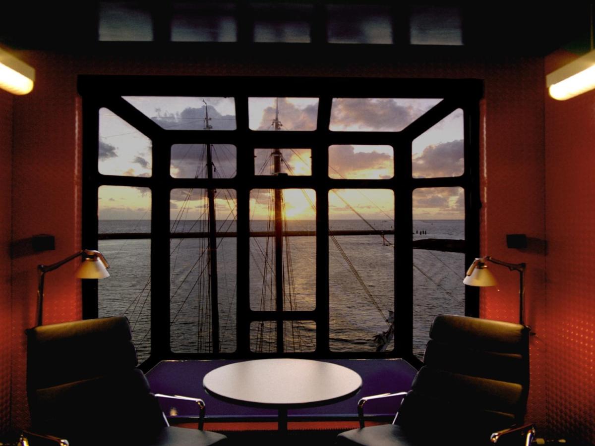 Superior Double or Twin Room with Lake View photo 2