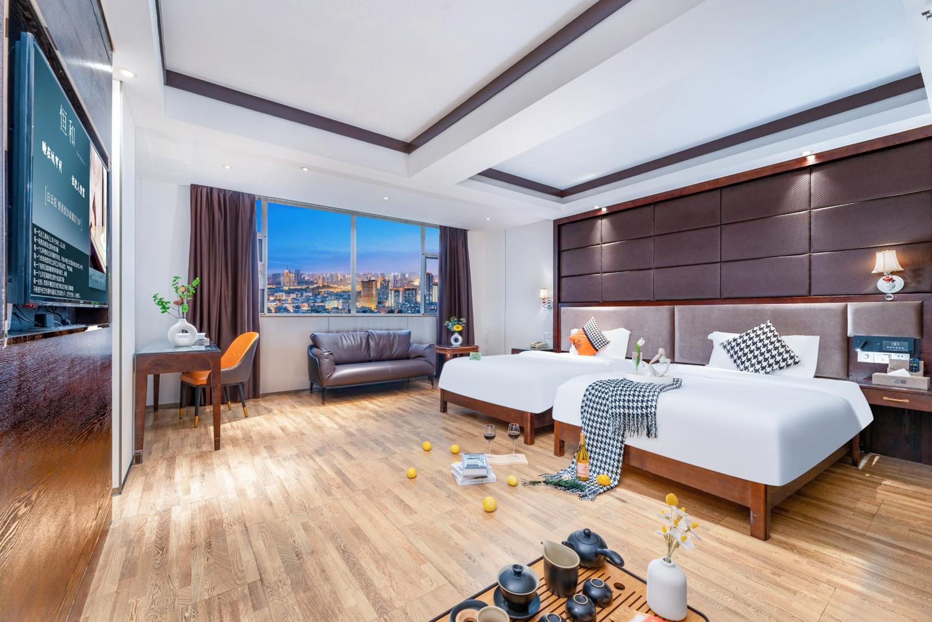 Executive City View Twin Room photo 1