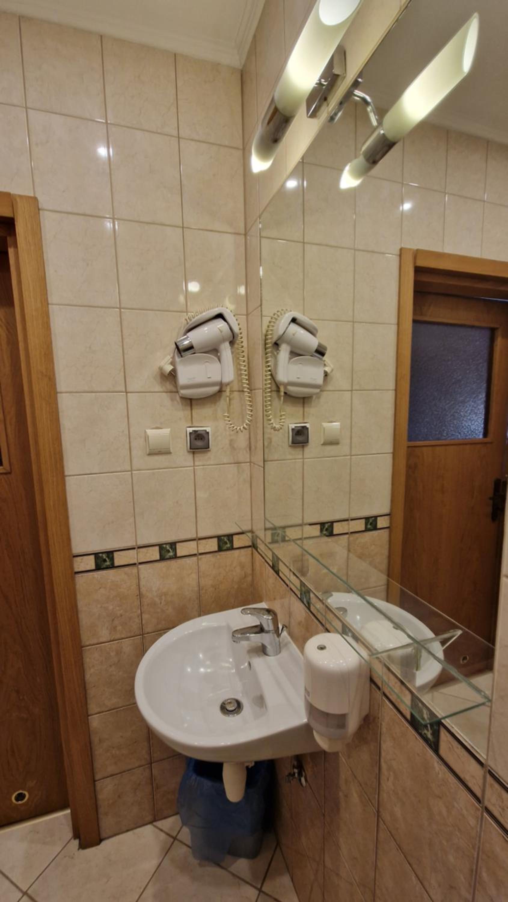 Superior Twin Room photo 3