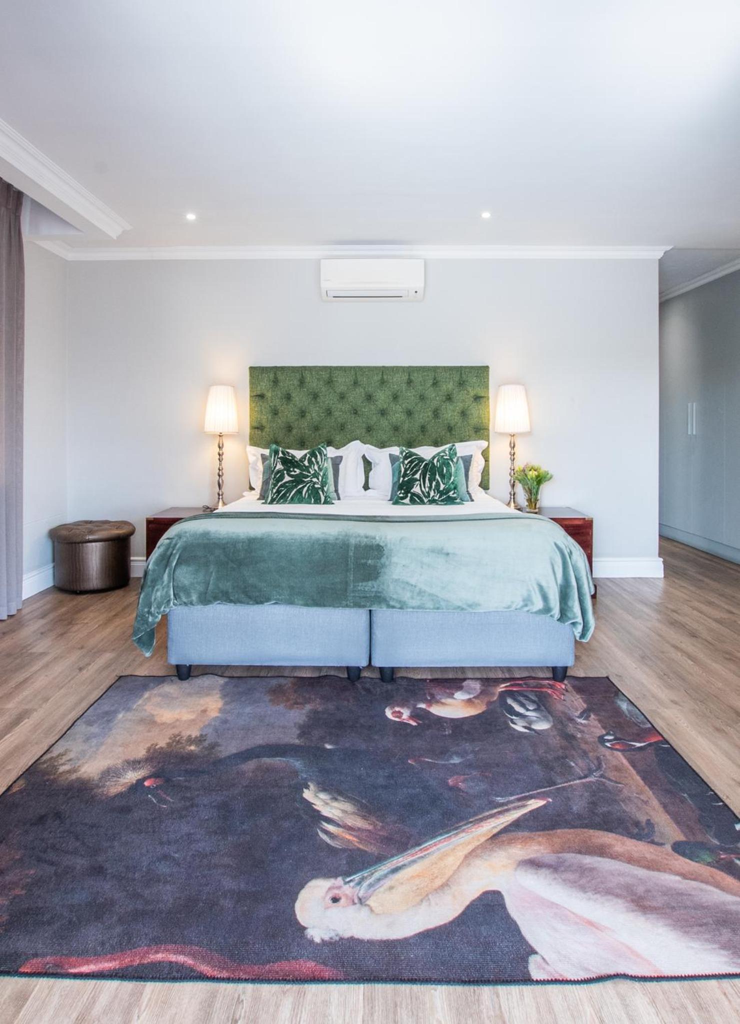 Ground Floor Deluxe Apartment with Plunge Pool photo 2