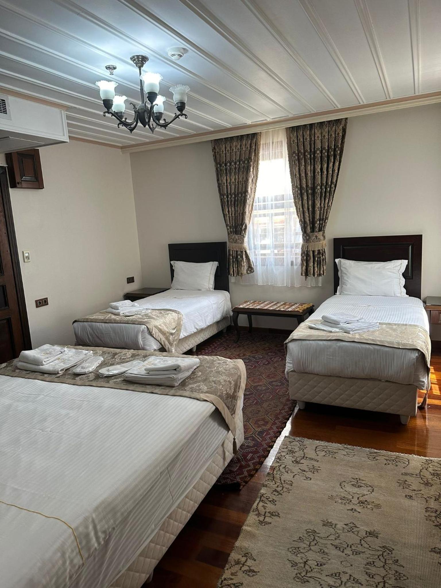 Economy Quadruple Room photo 1