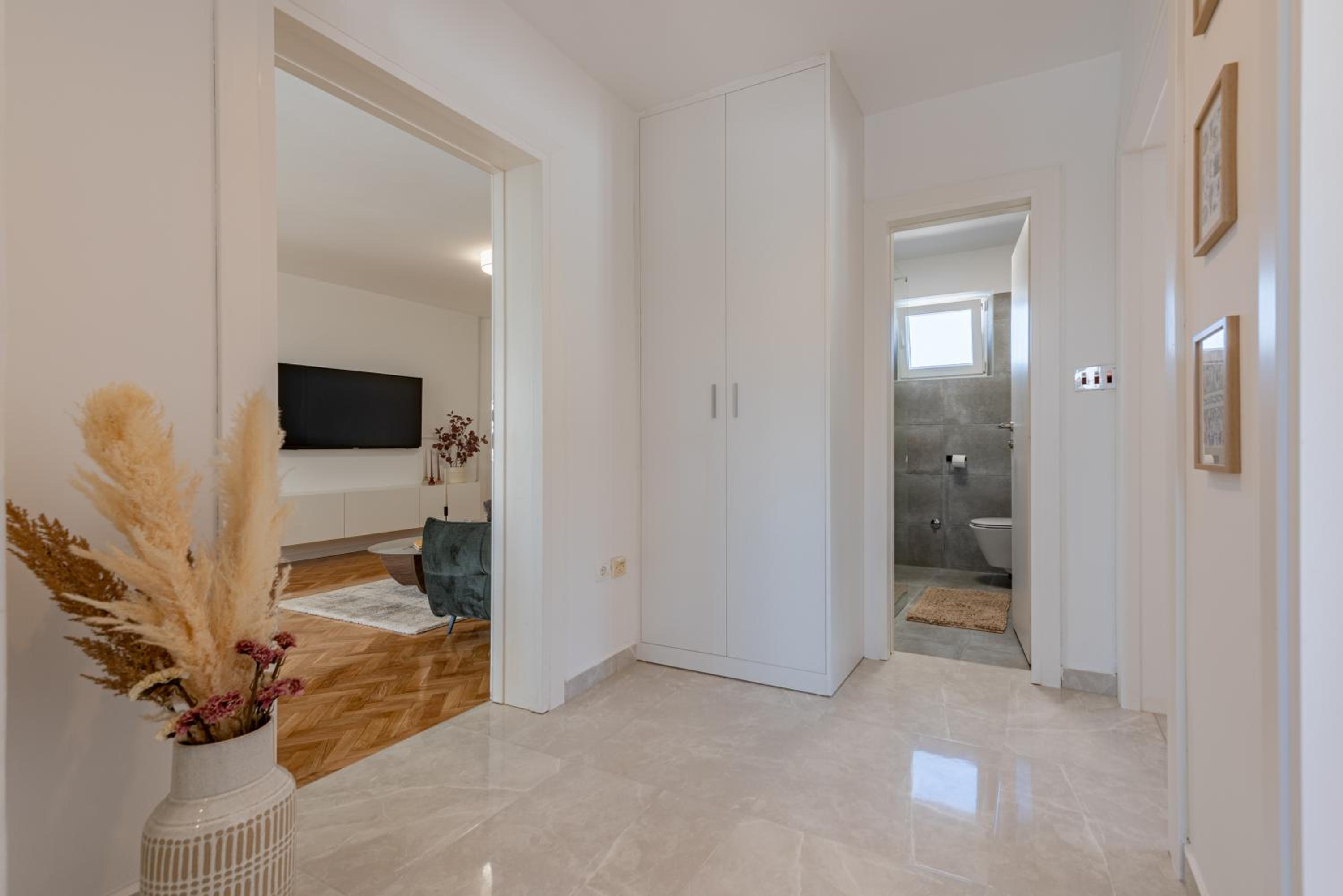Three-Bedroom House photo 1
