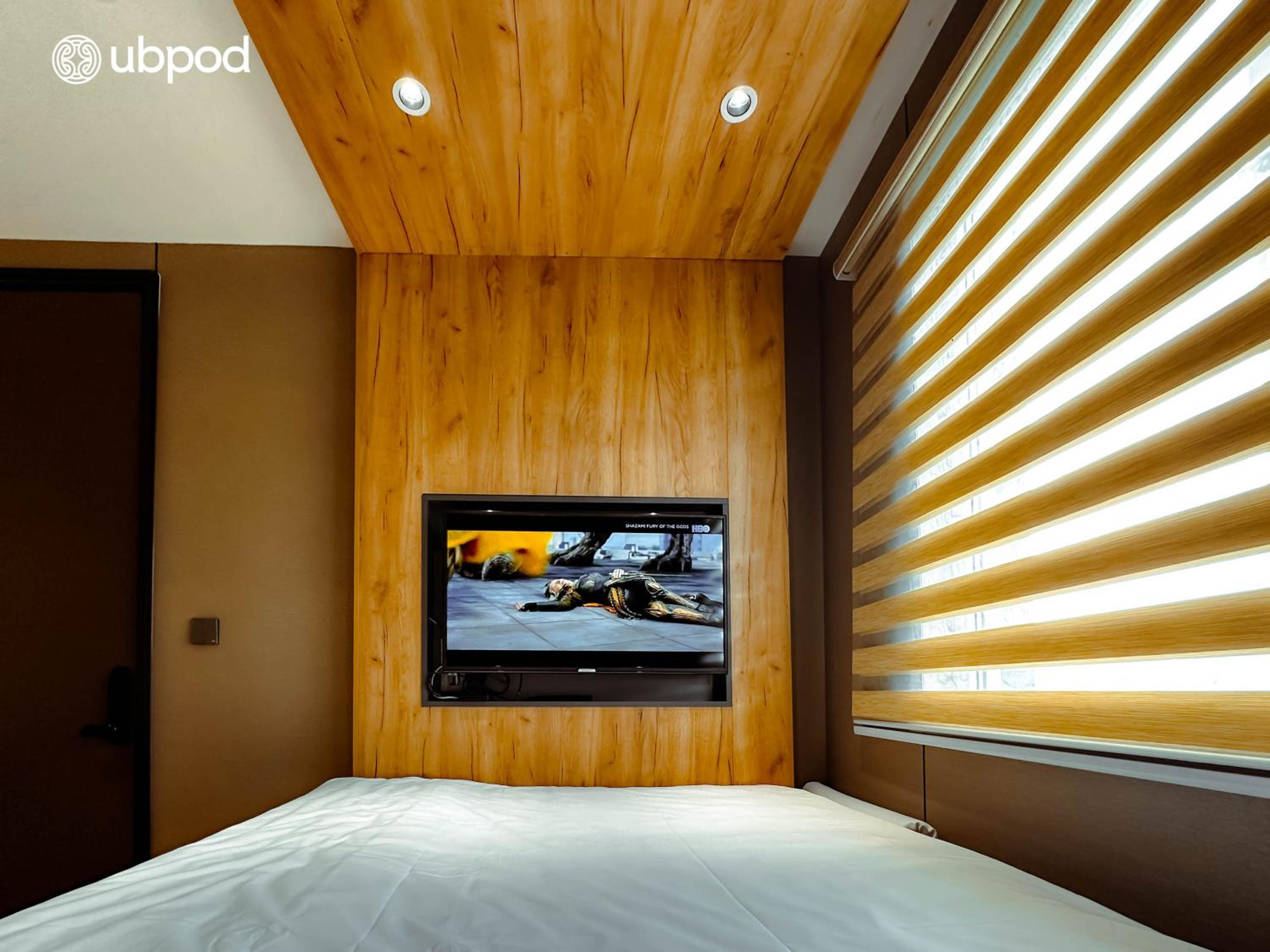 Double Room - Photo 10