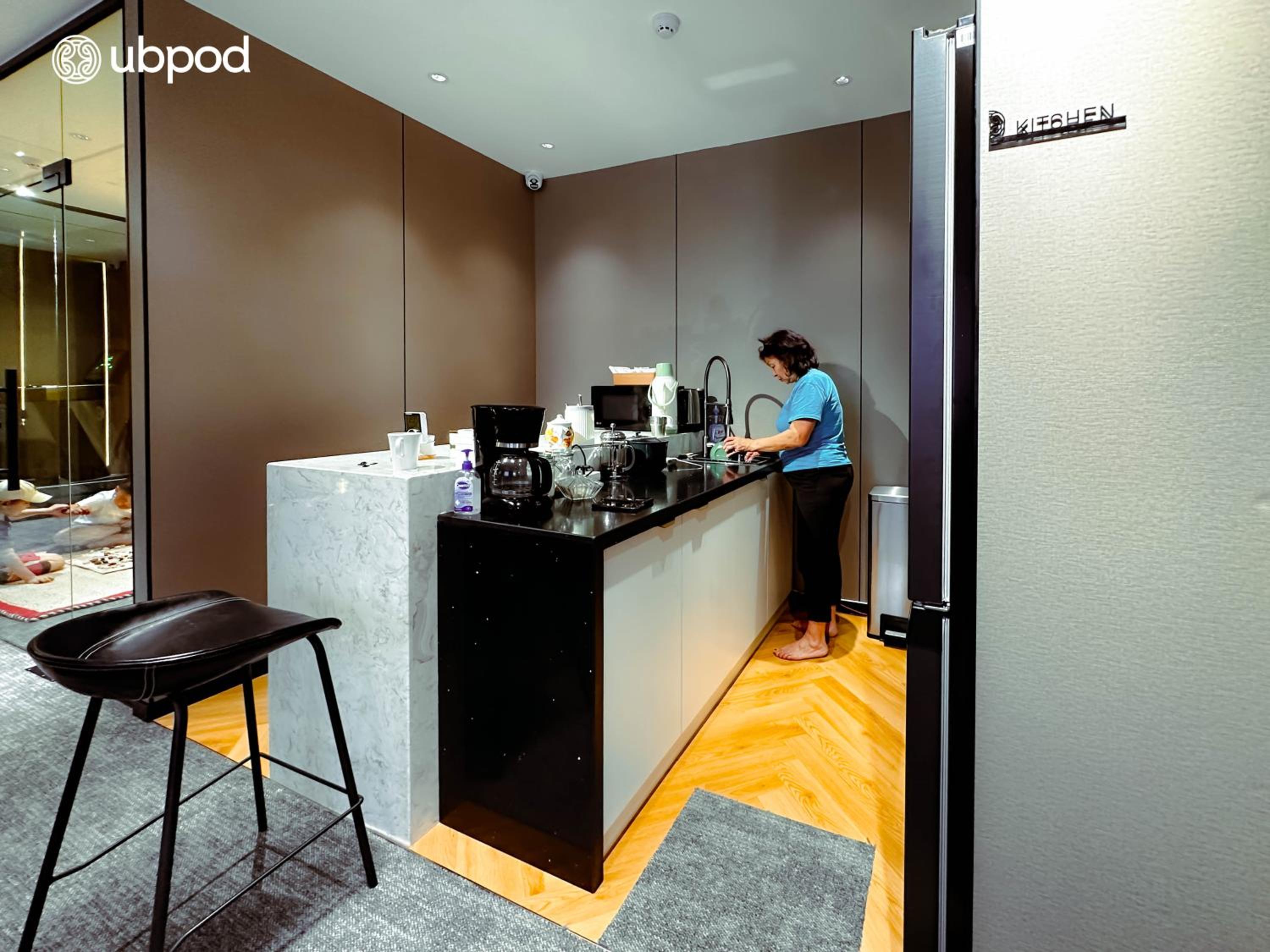 Double Room - Photo 17