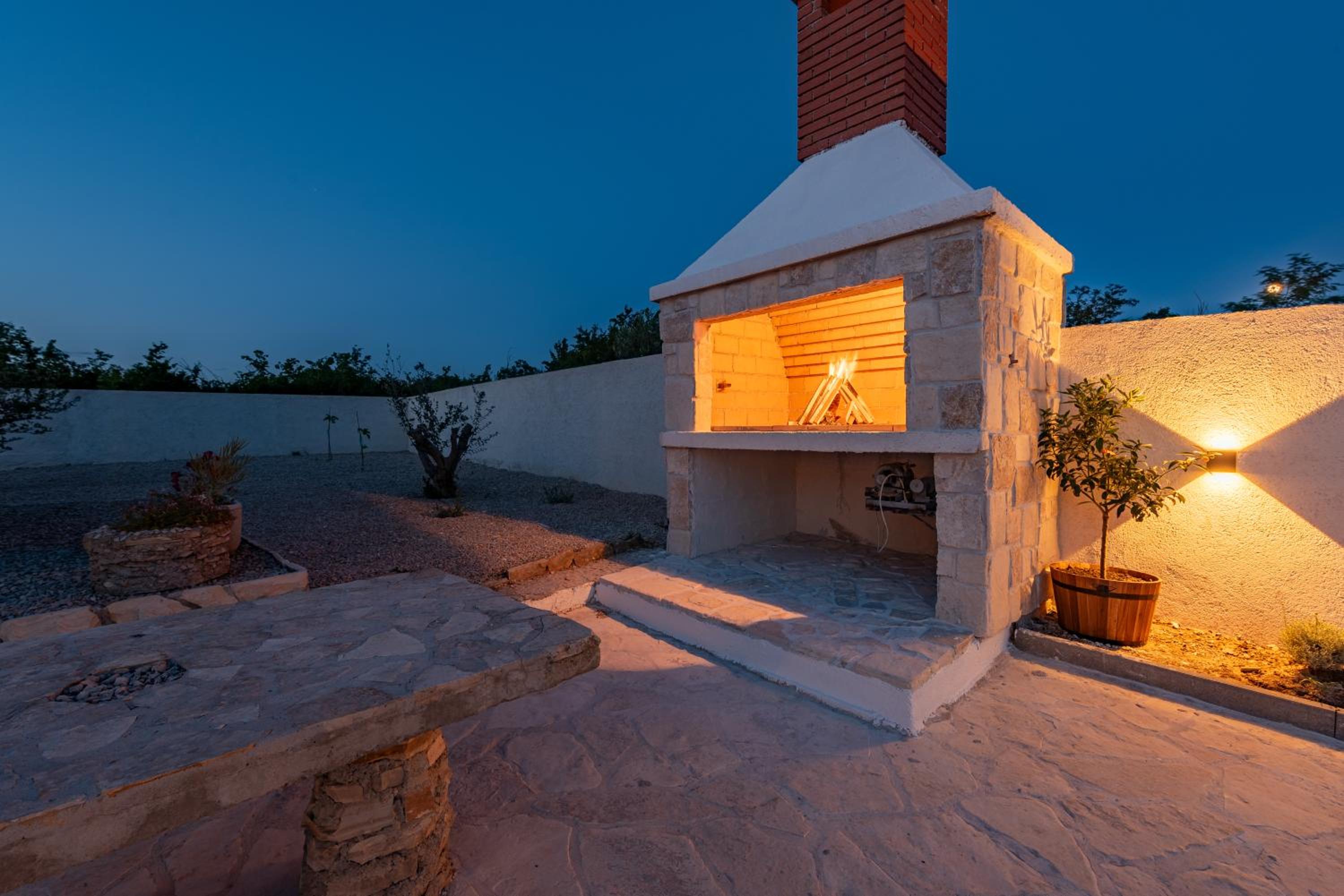 Three-Bedroom House photo 2