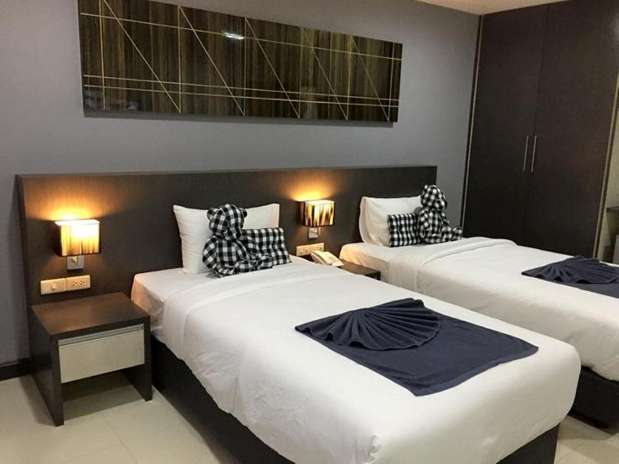 Deluxe Twin Room