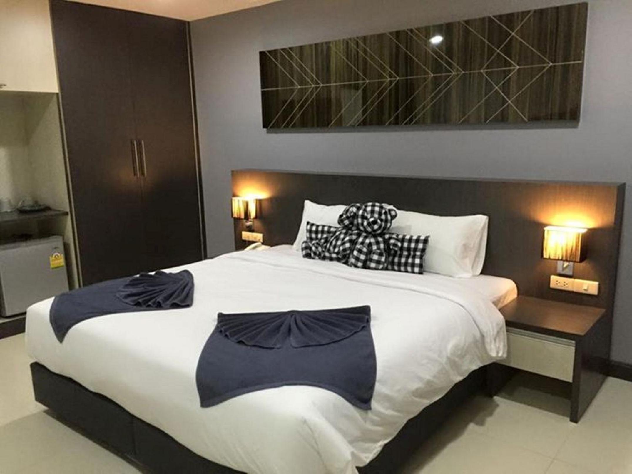 Deluxe Double Room photo 2