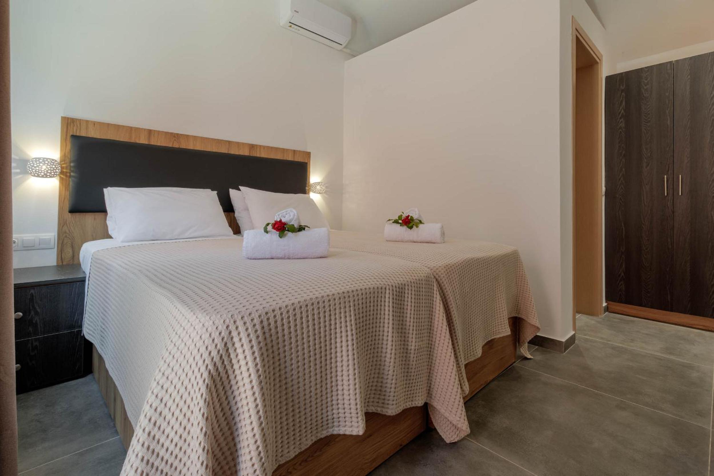 Economy Room
