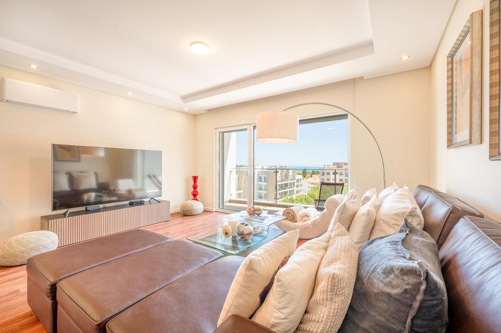 Apartment With Sea View