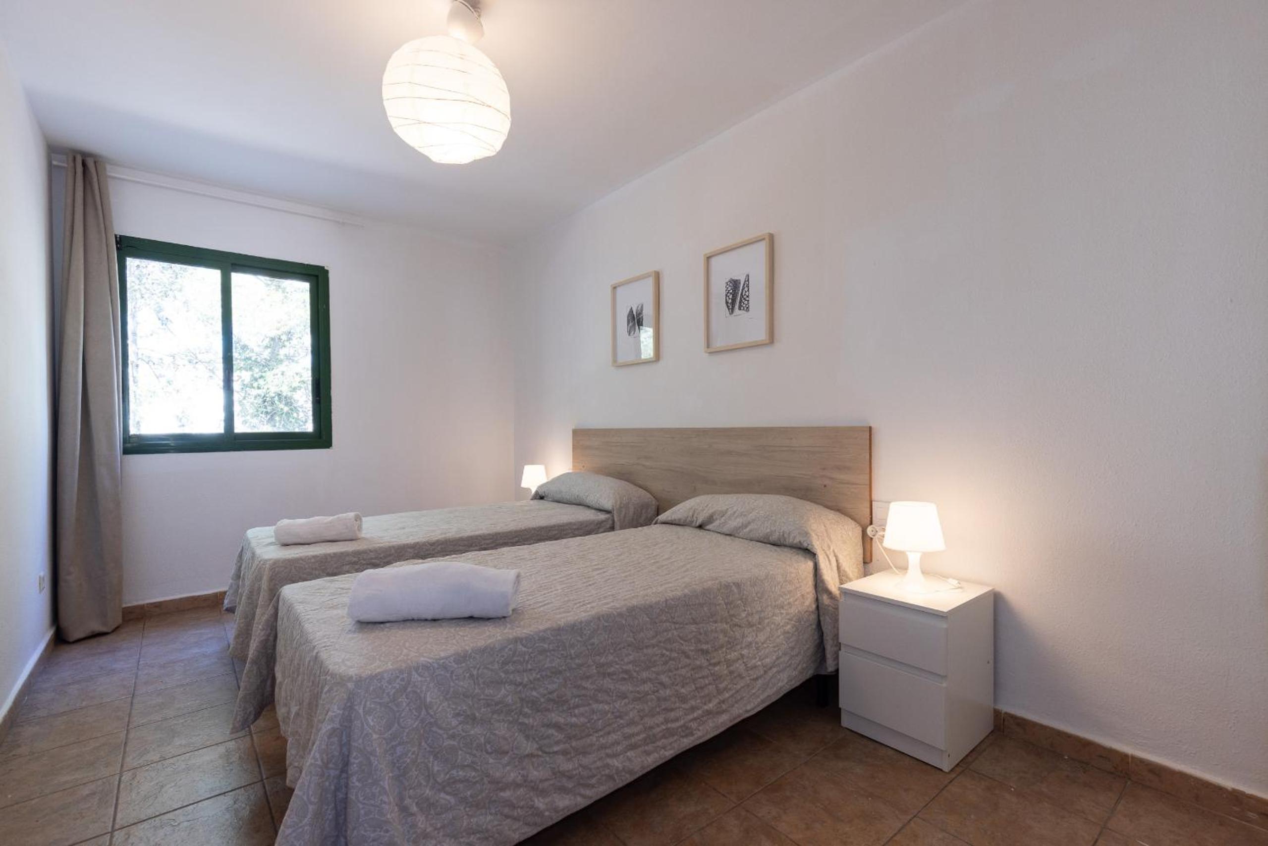 Apartamento con vista a la piscina