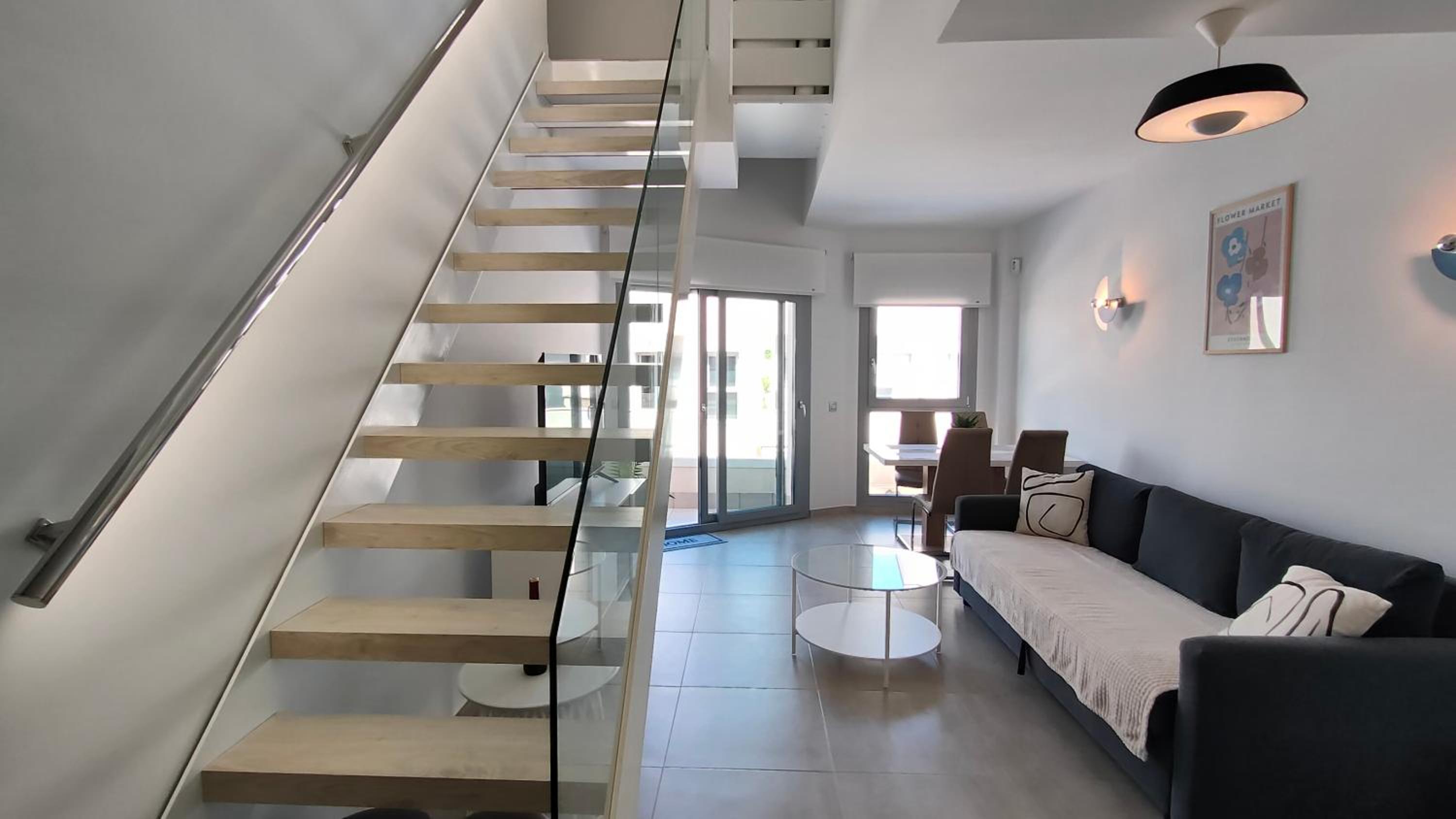 Apartamento con vista a la piscina