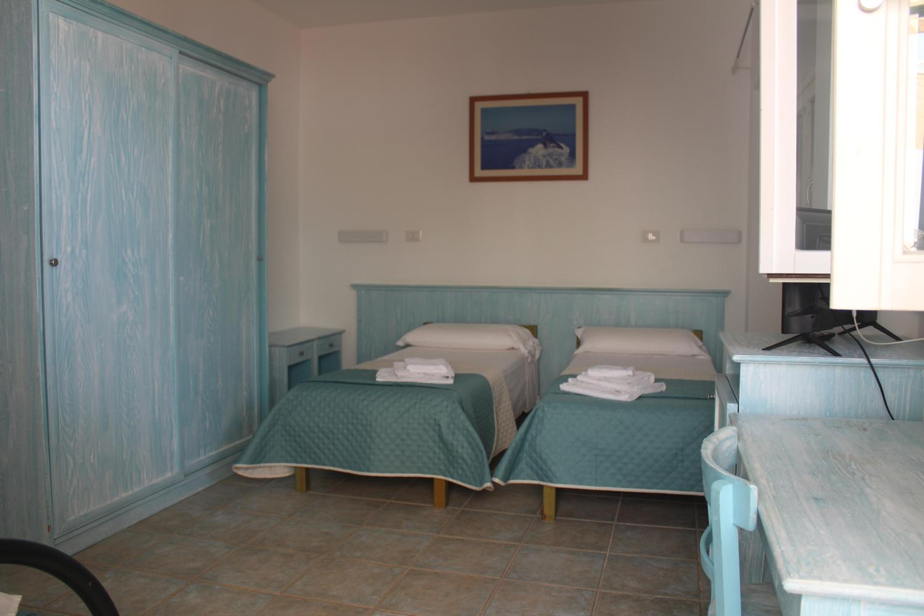 Triple Room with Sea View - Photo 1