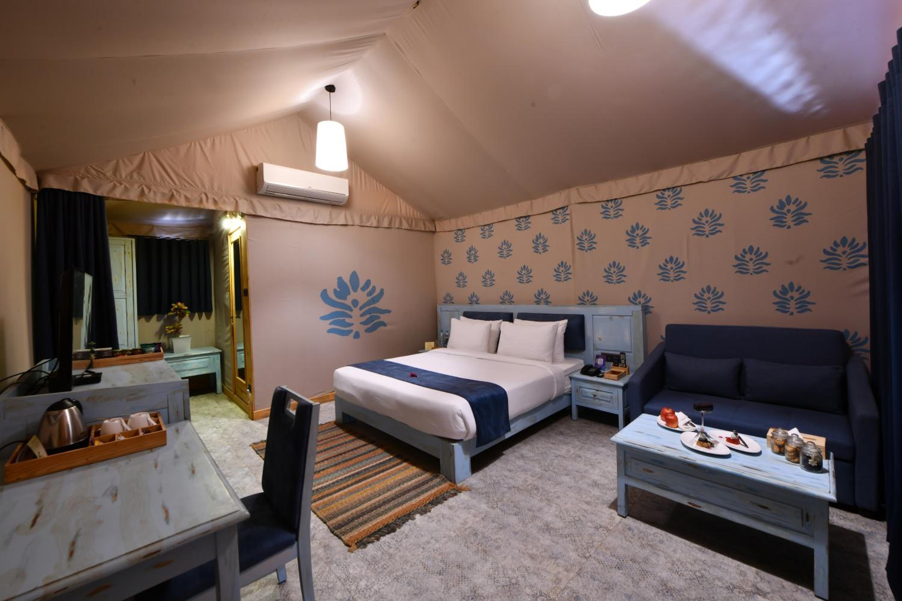 Double Room with Sea View photo 3