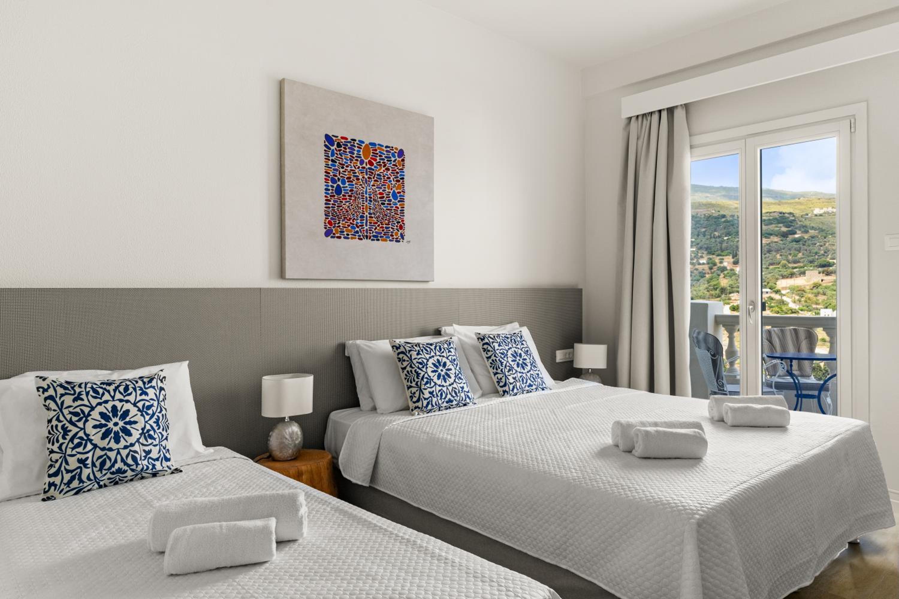 Superior Triple Room with Sea View - Photo 1