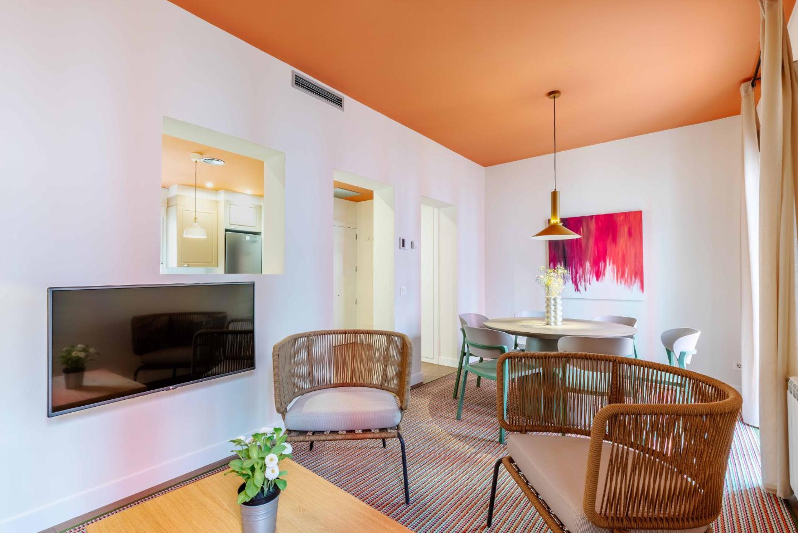Apartamento de tres habitaciones I