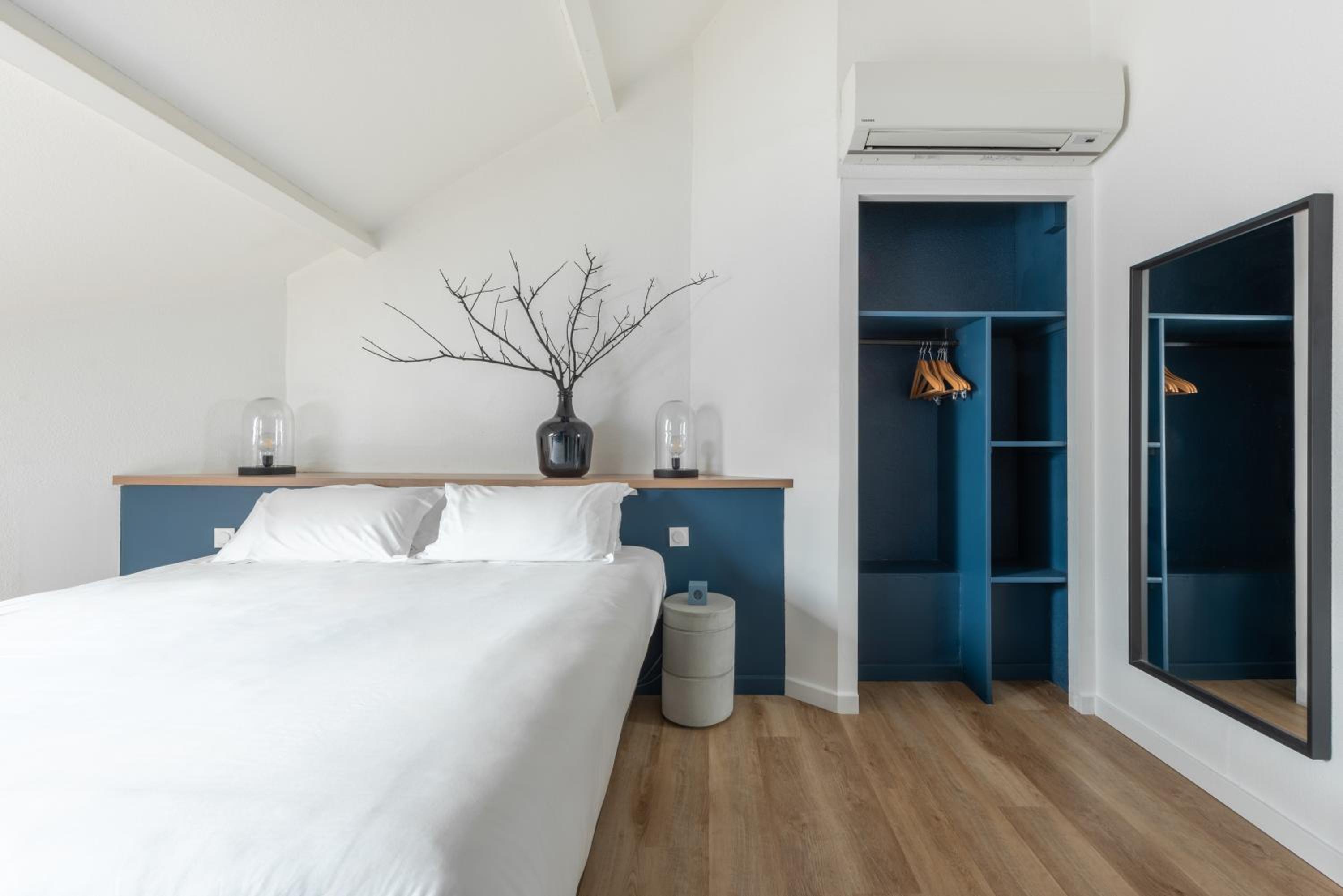 King Suite - Photo 8