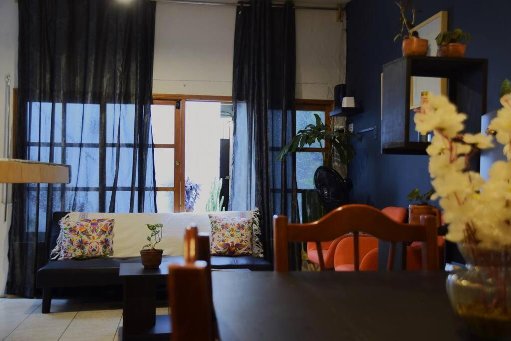 One-Bedroom Apartment - Photo 6