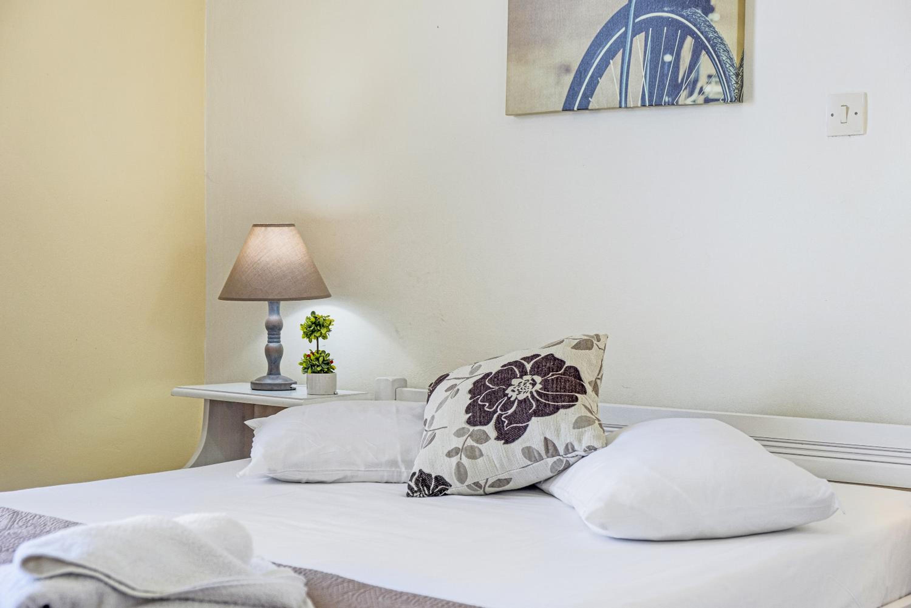 Superior One-Bedroom Apartment with Balcony photo 1