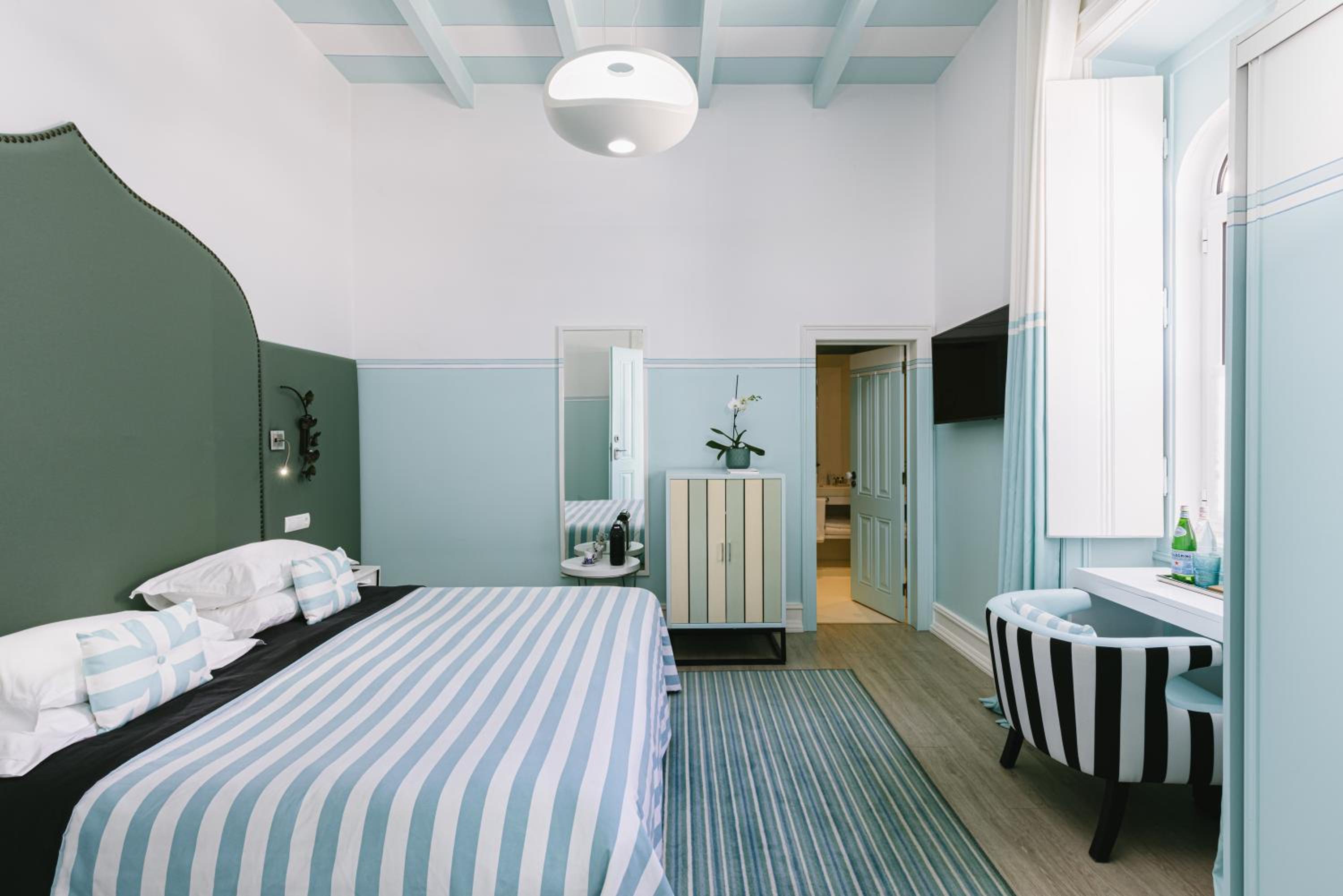 Classic Double Room - Photo 3