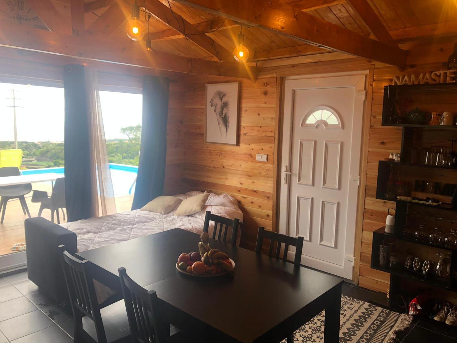 One-Bedroom House photo 1