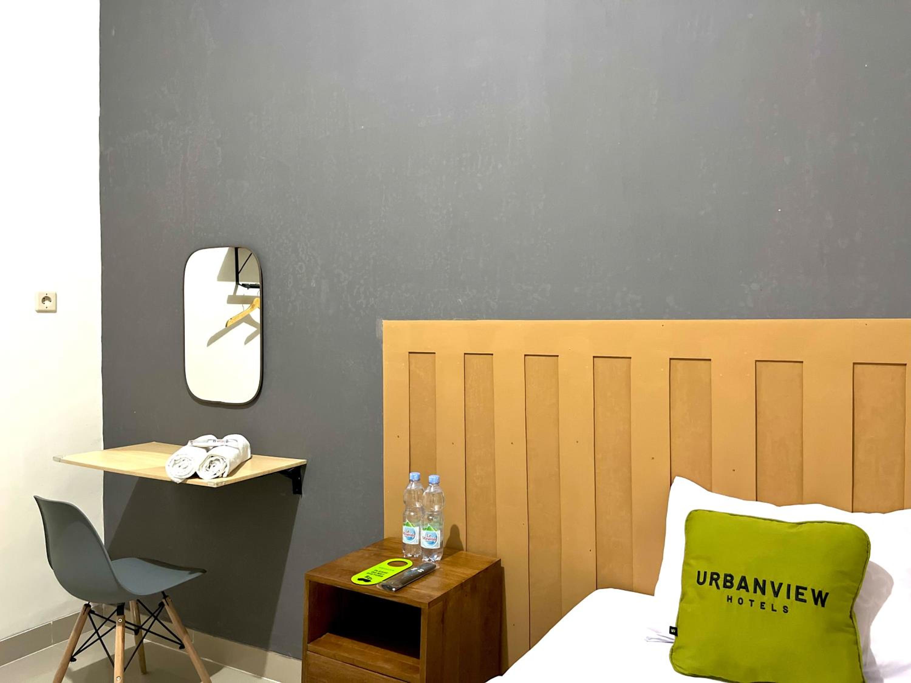 Deluxe Room - Photo 4
