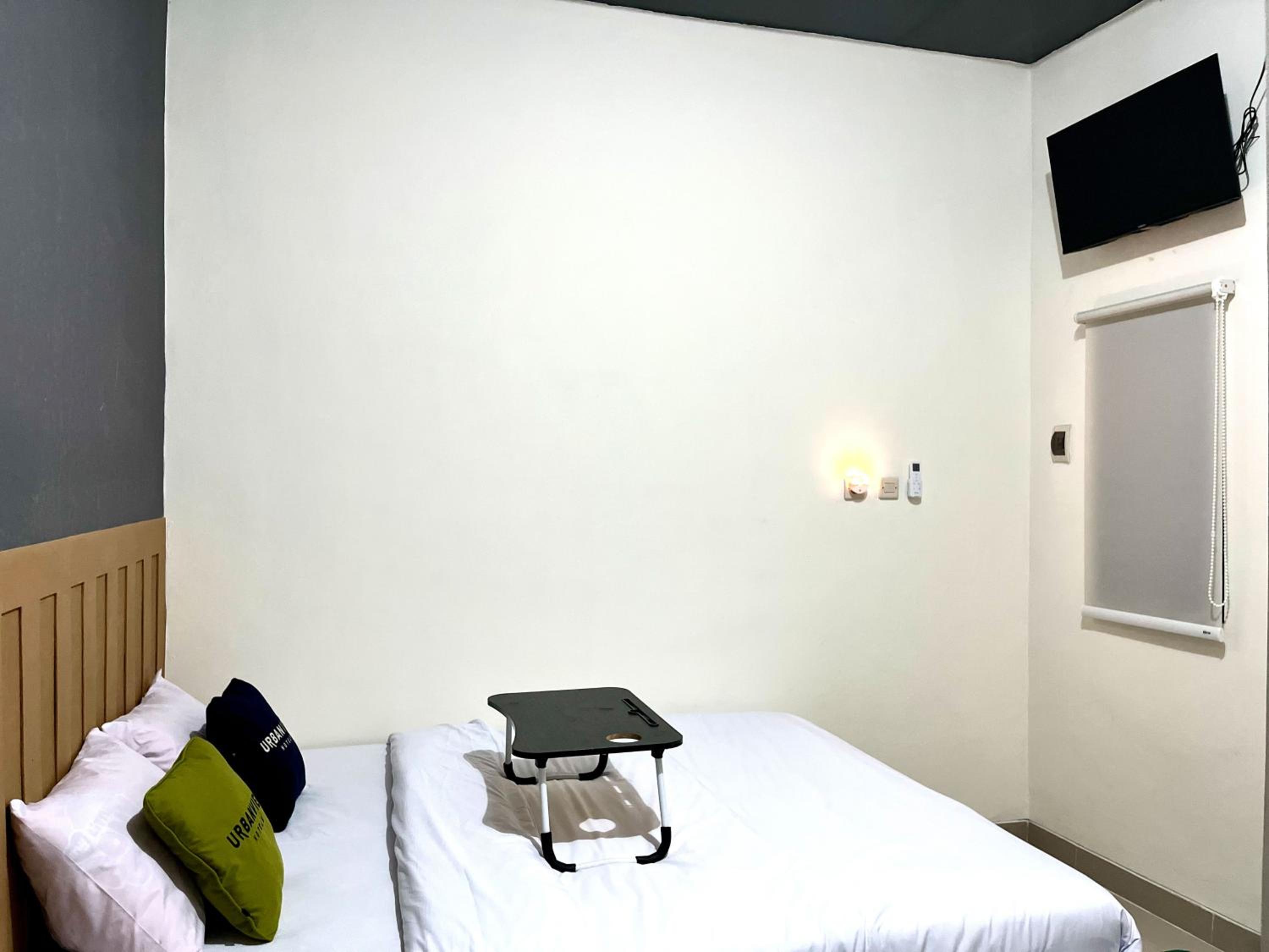 Deluxe Room - Photo 6
