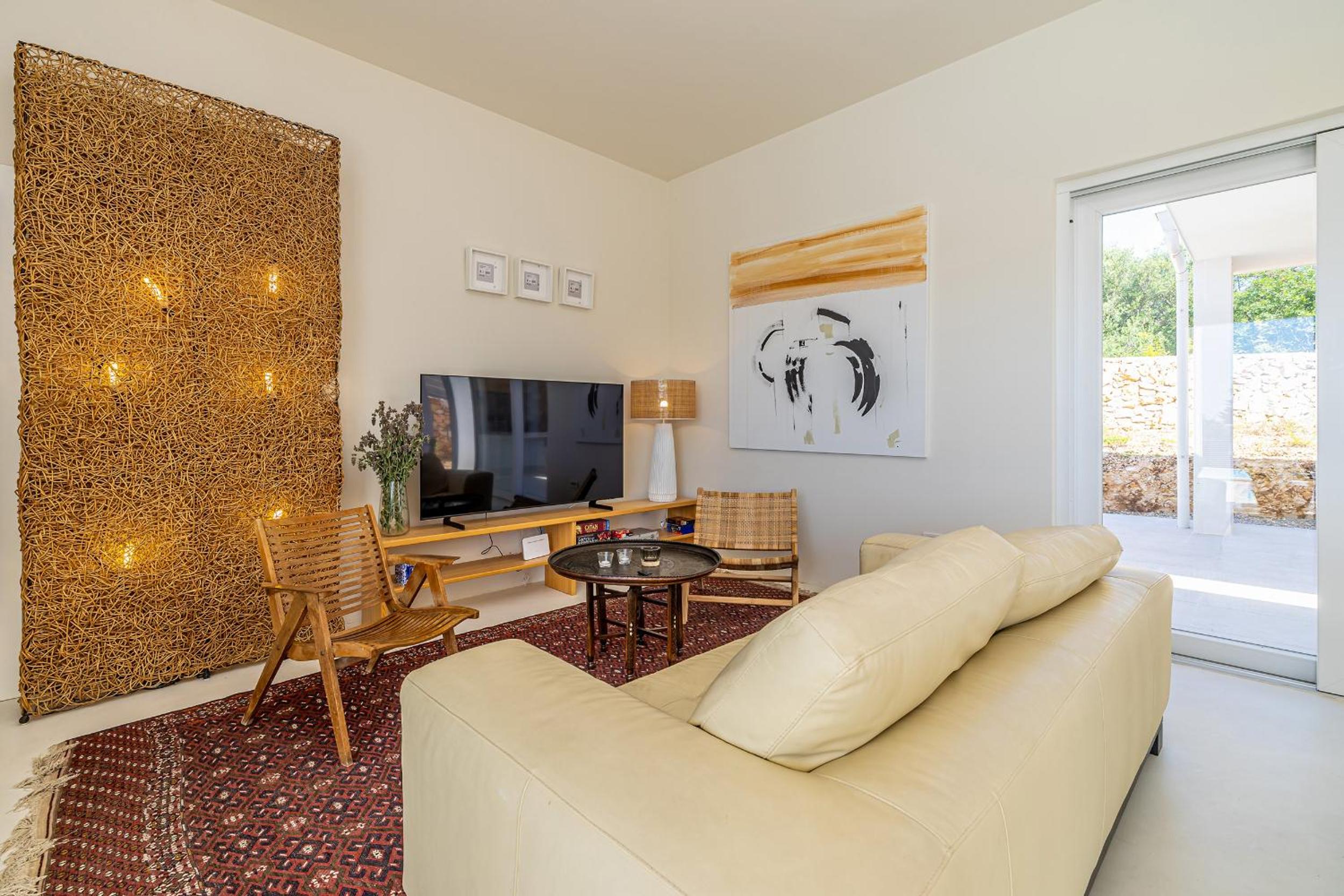Three-Bedroom Villa photo 1