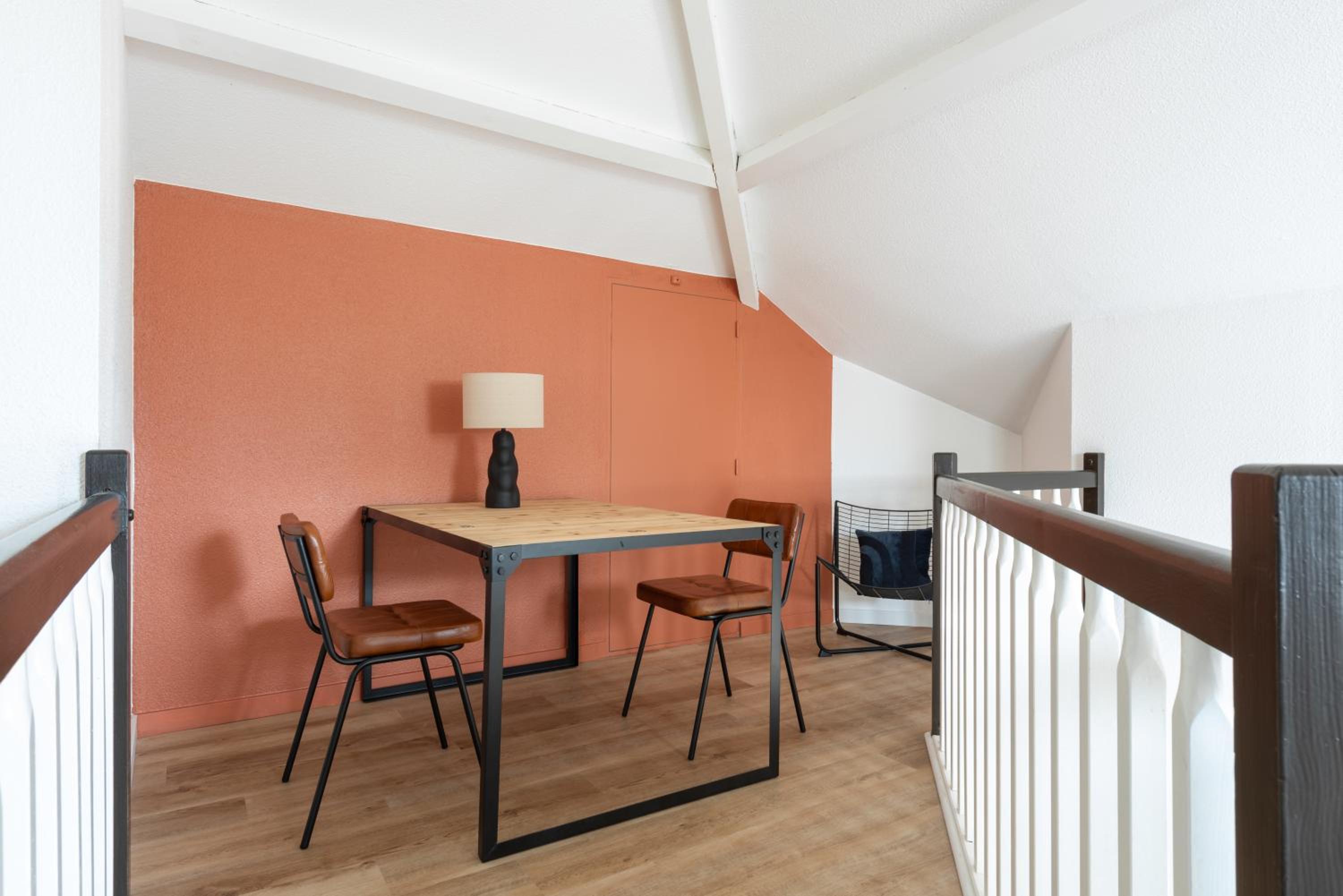 King Suite - Photo 15