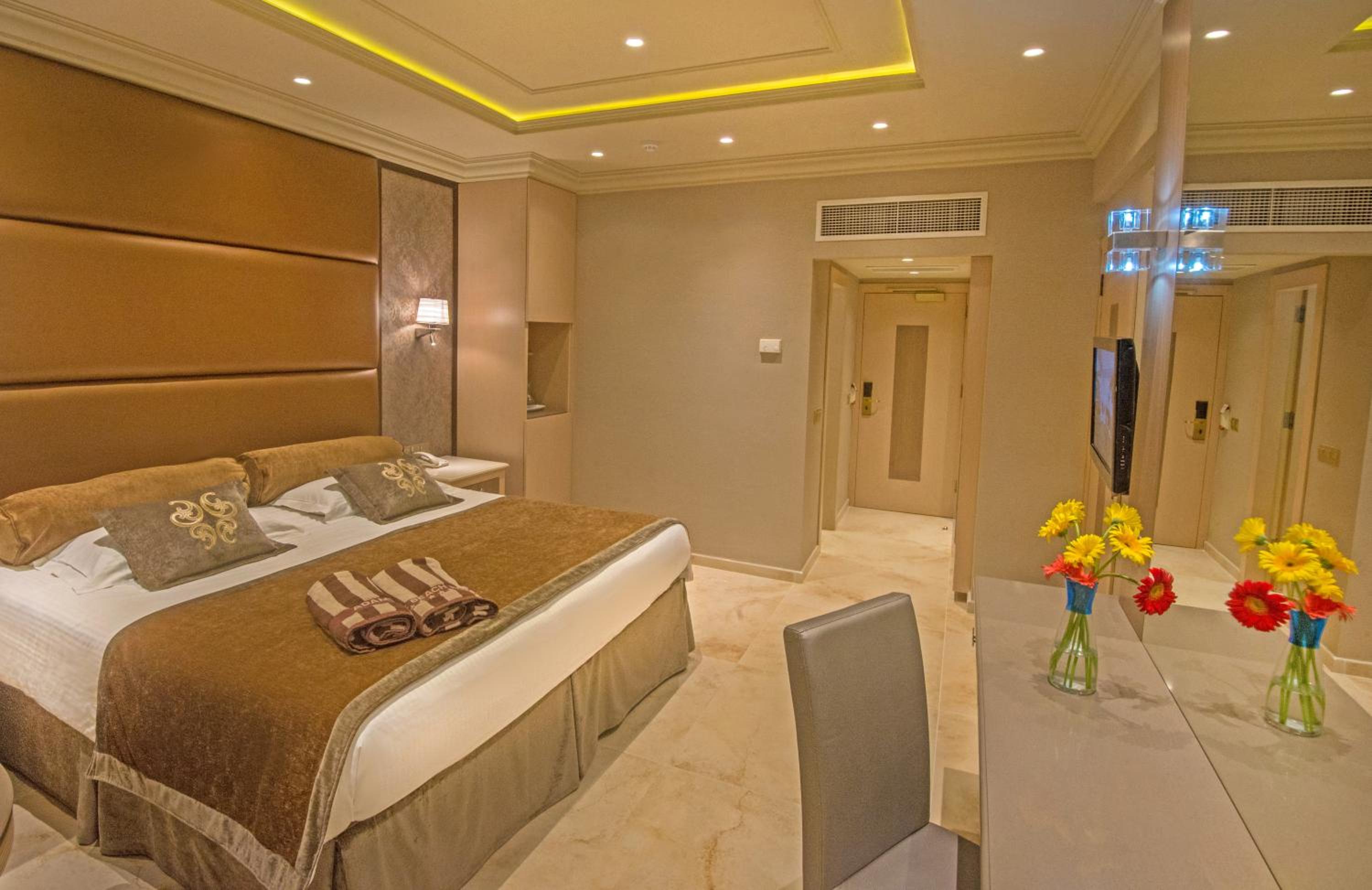 Superior Room (2-3 Adults) - Photo 1